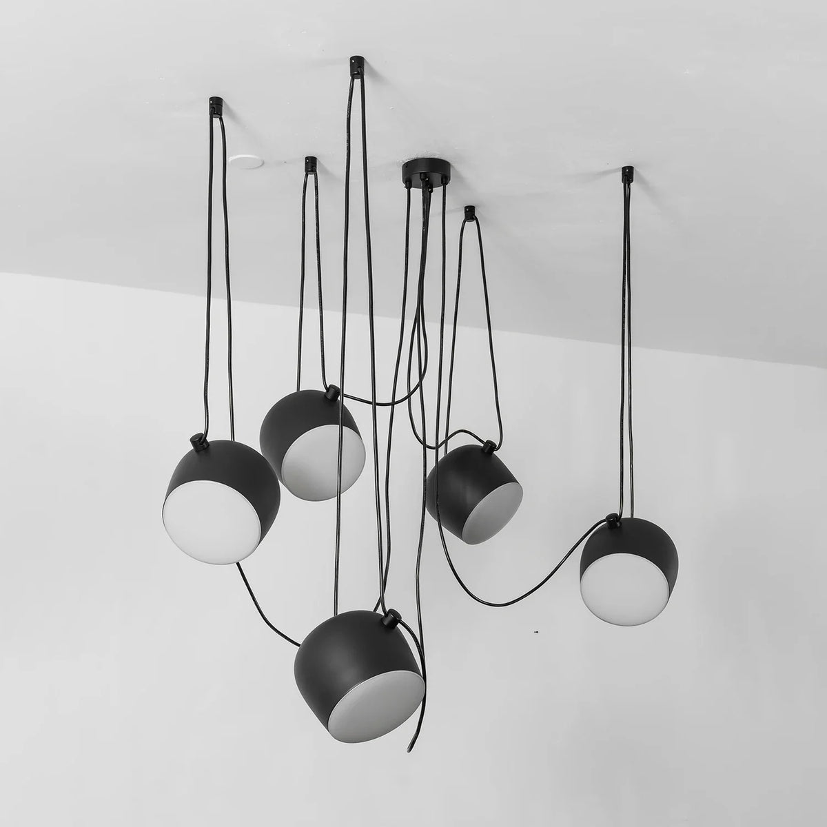 Onda Adjustable Cable Cluster Acrylic Chandelier – Acrylic detail 20