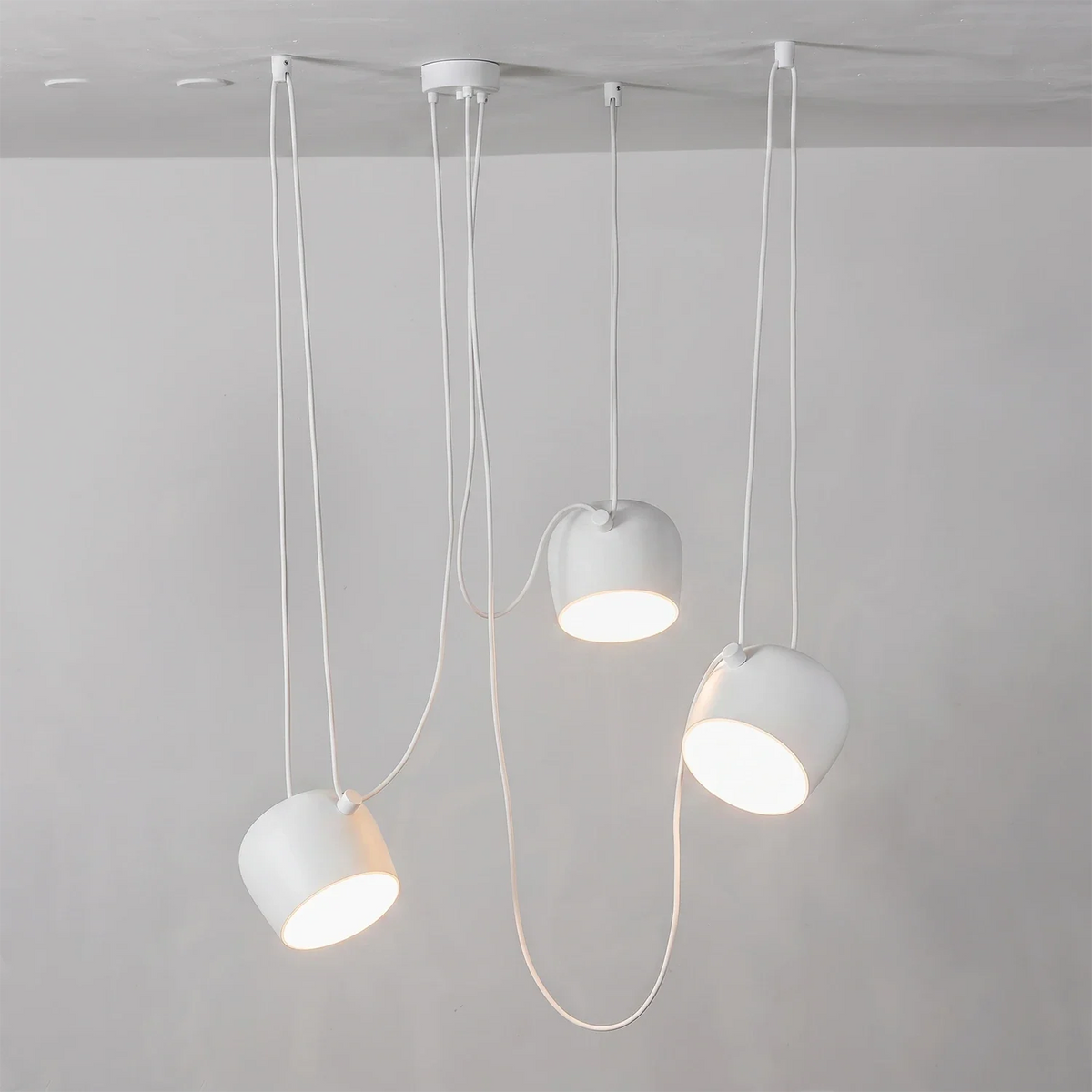 Onda Adjustable Cable Cluster Acrylic Chandelier – Acrylic detail 15