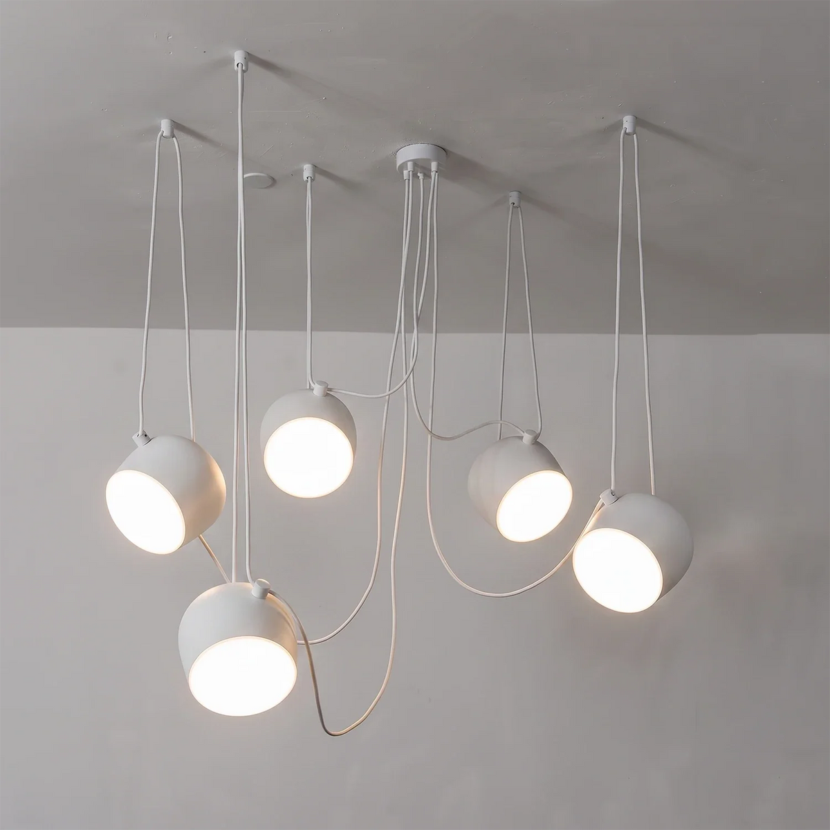 Onda Adjustable Cable Cluster Acrylic Chandelier – Acrylic detail 19