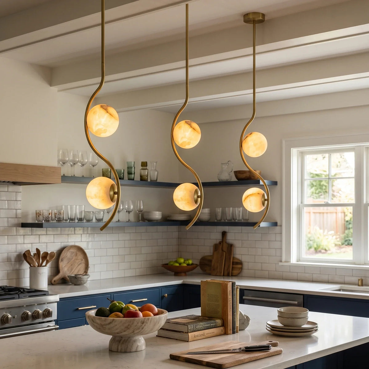 Ondelle Curved Rod Alabaster Pendant Light – Alabaster detail 3