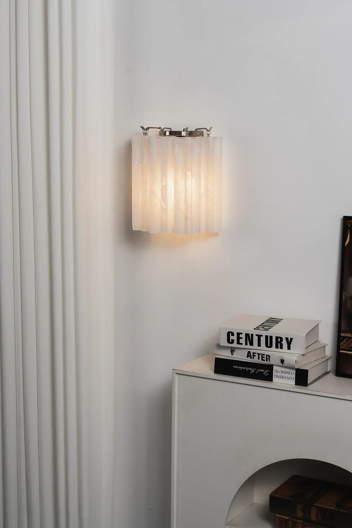 Ondine Tiered Glass Tube Wall Sconce – Glass detail 16