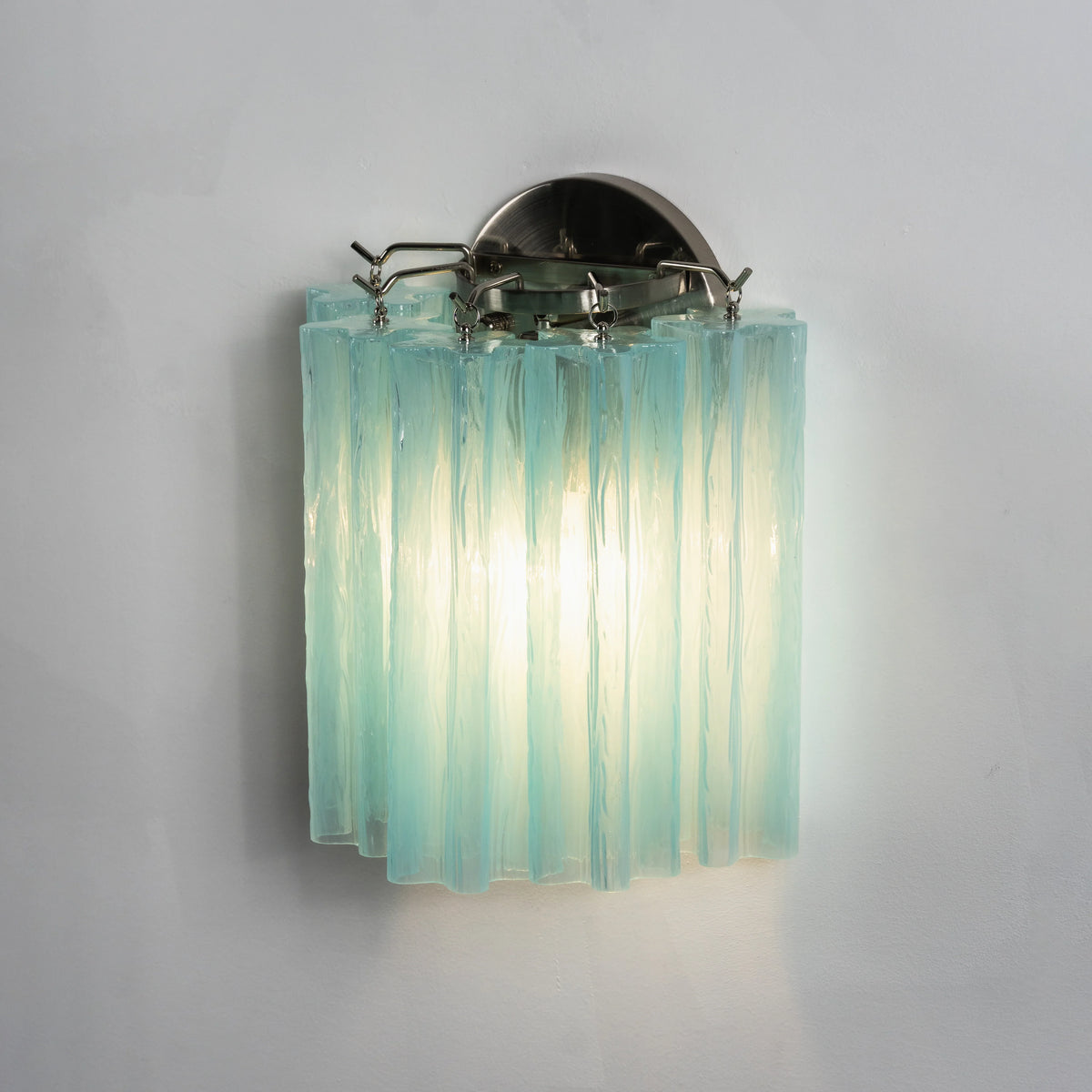 Ondine Tiered Glass Tube Wall Sconce – Glass detail 60