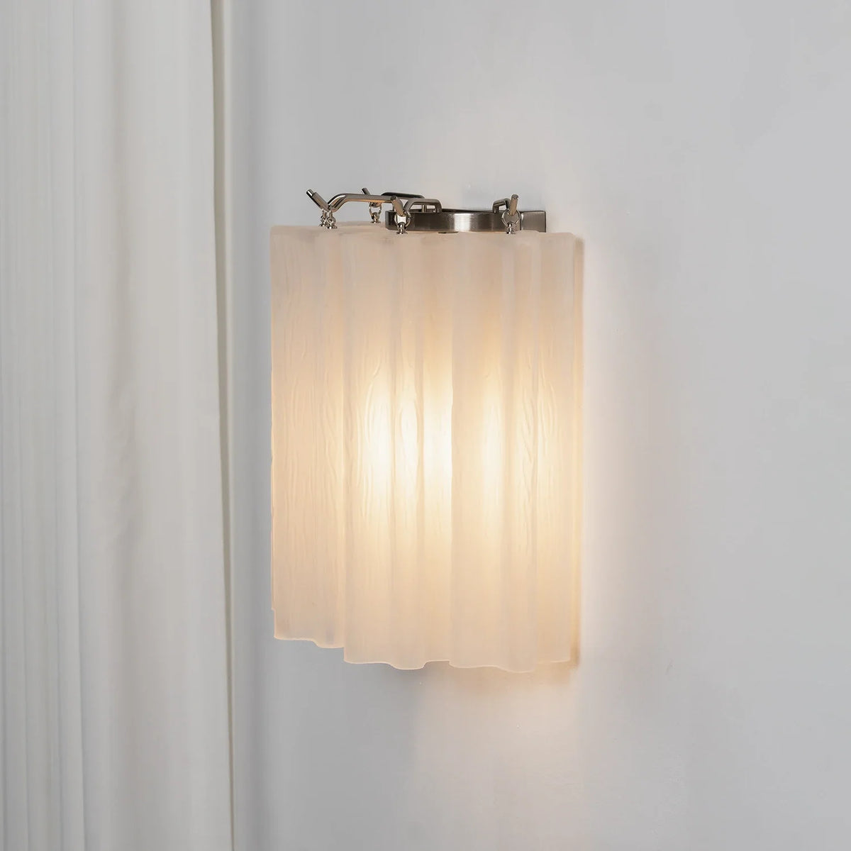 Ondine Tiered Glass Tube Wall Sconce – Glass detail 53
