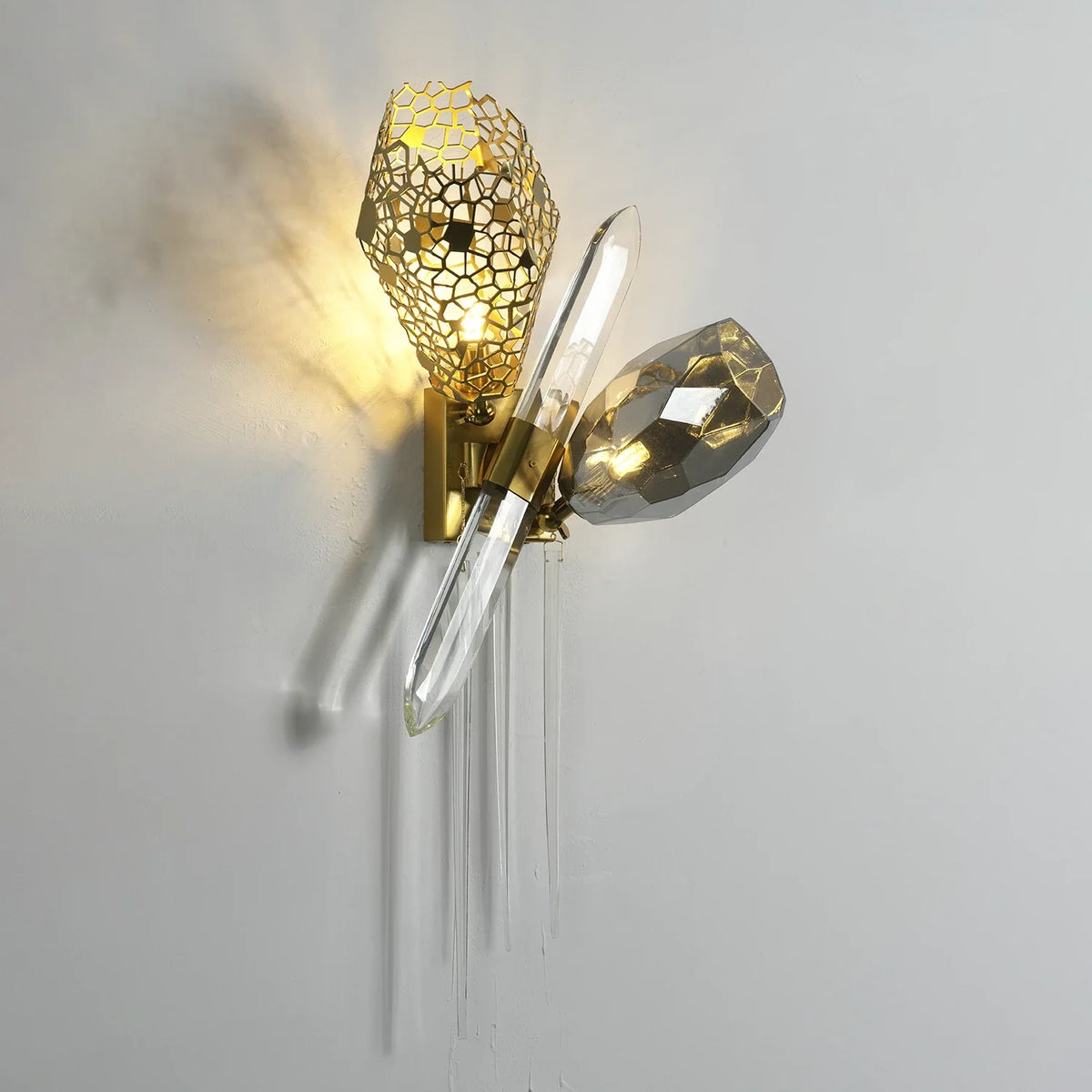 Ottilie Sculptural Crystal Wall Sconce – Crystal detail 14