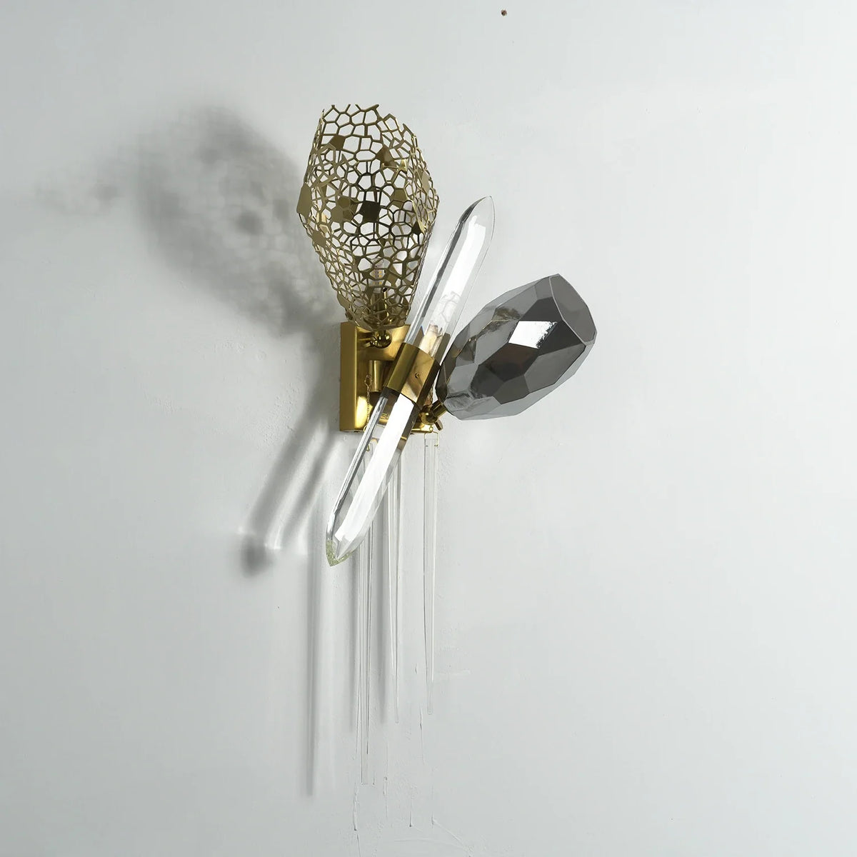 Ottilie Sculptural Crystal Wall Sconce – Crystal detail 15