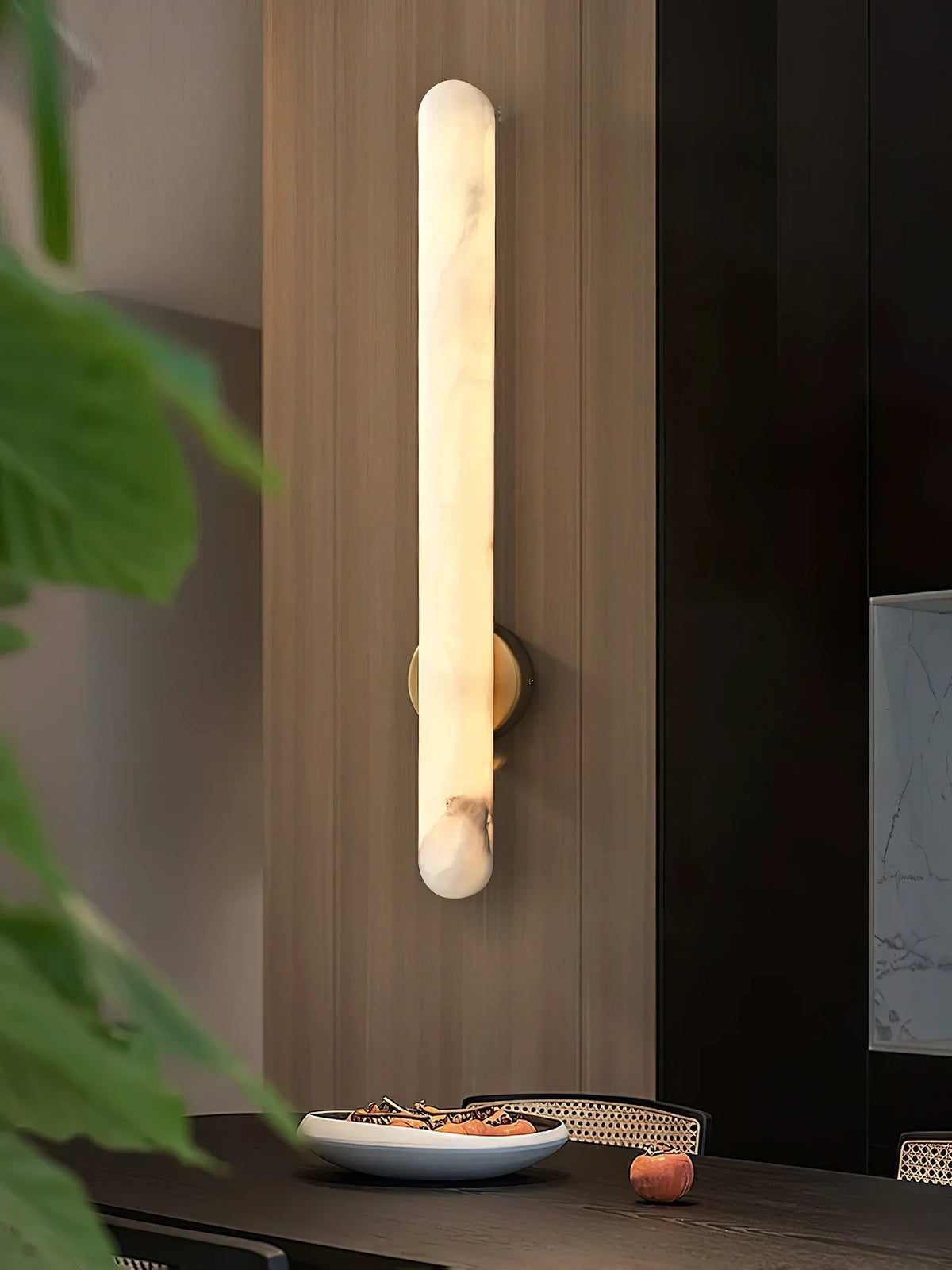 Oval Alunari Alabaster Wall Sconce – Alabaster detail 15