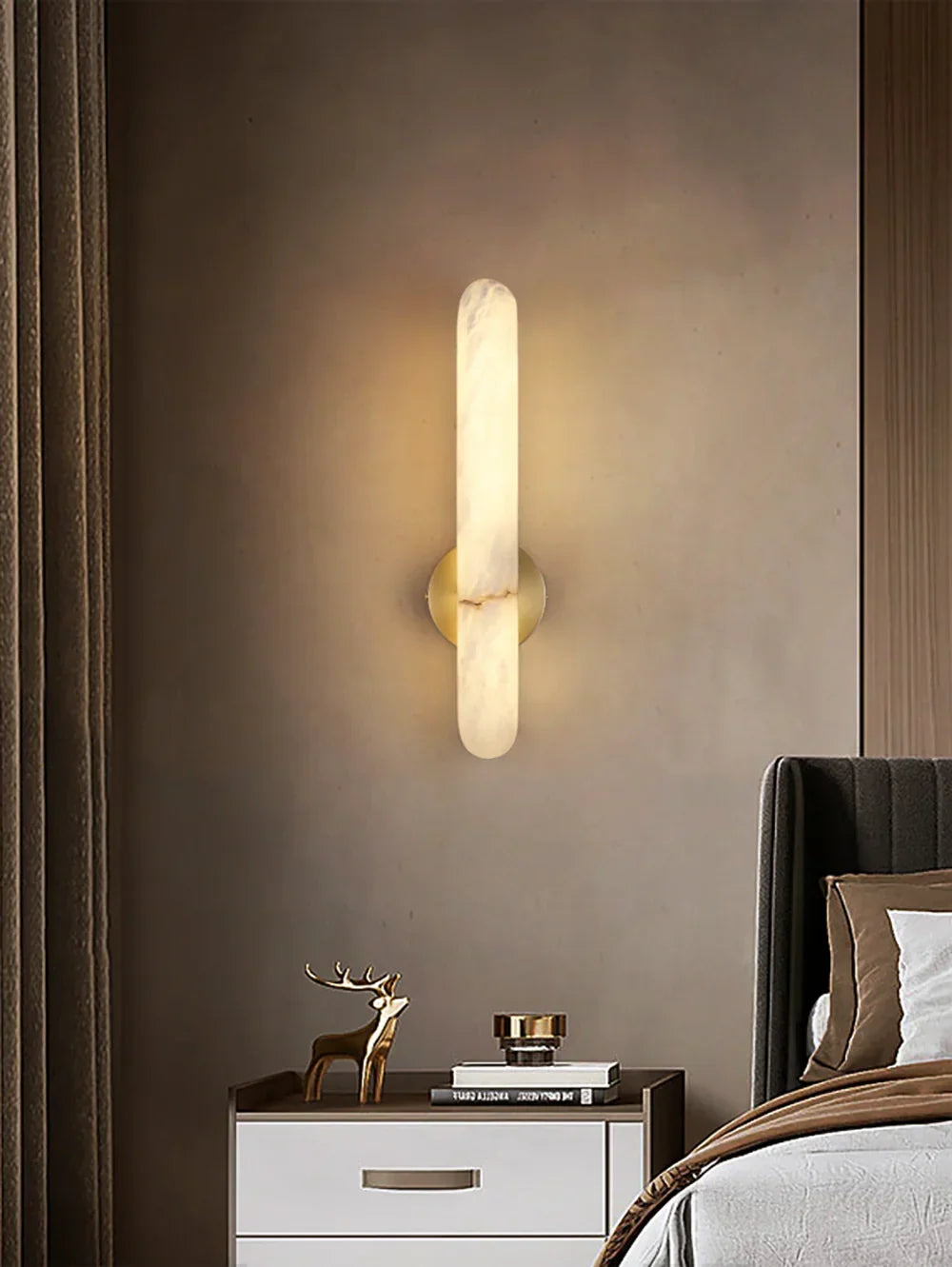 Oval Alunari Alabaster Wall Sconce – Alabaster detail 10