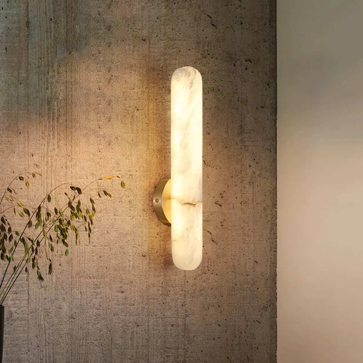 Oval Alunari Alabaster Wall Sconce – Alabaster detail 2