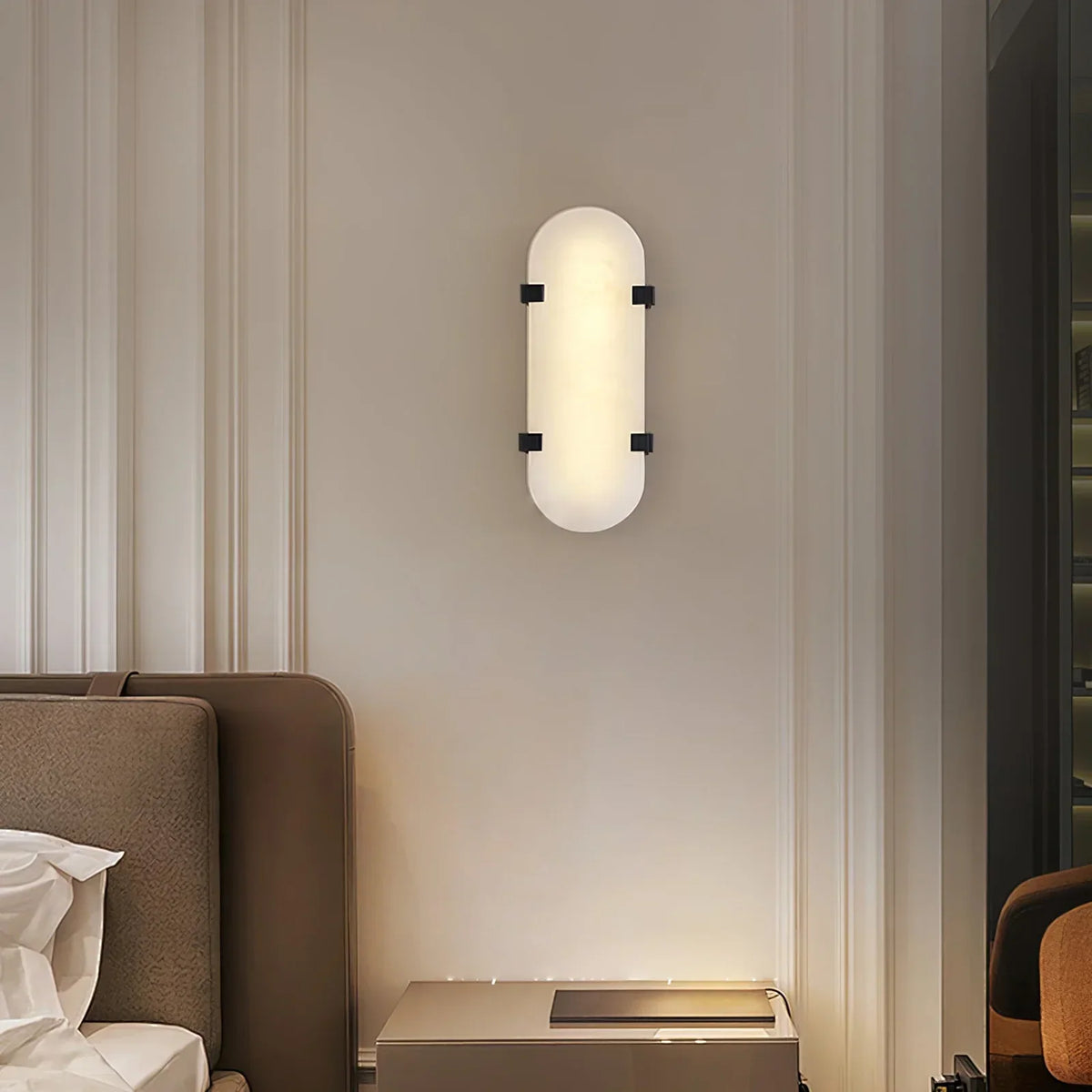 Oval Calla Alabaster Wall Sconce – Alabaster detail 10
