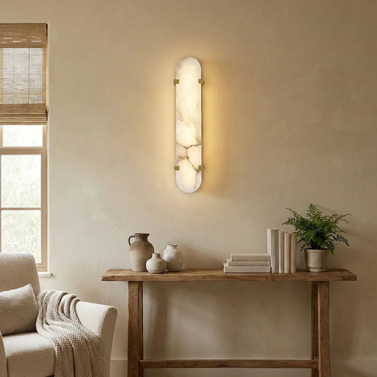 Oval Calla Alabaster Wall Sconce – Alabaster detail 3