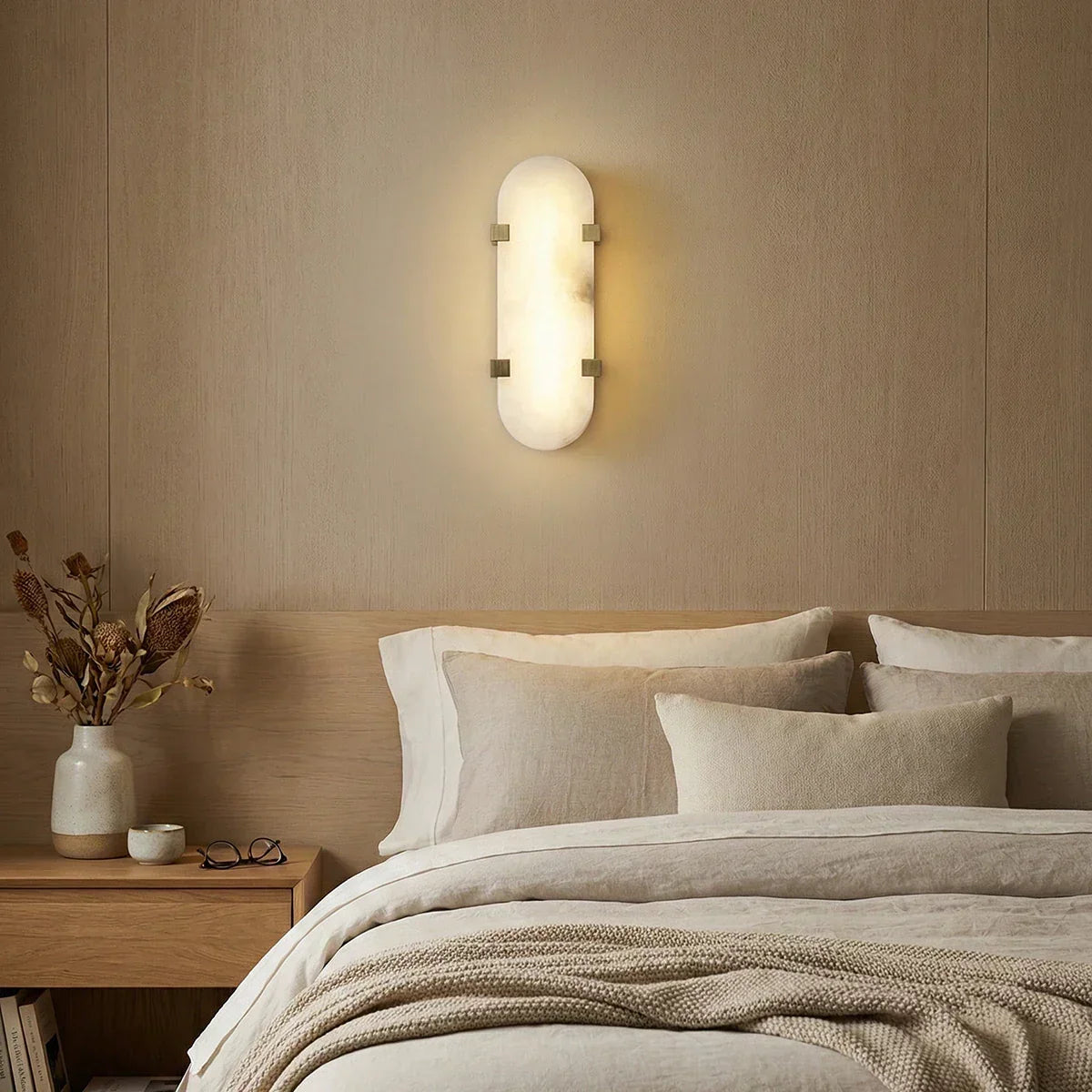 Oval Calla Alabaster Wall Sconce – Alabaster detail 6