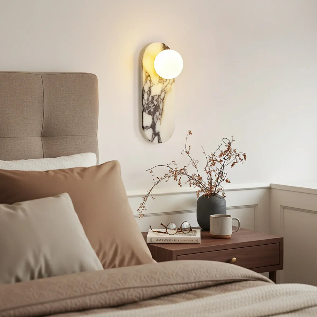 Oval Marble Modulo Glass Wall Lamp – Marble detail 2