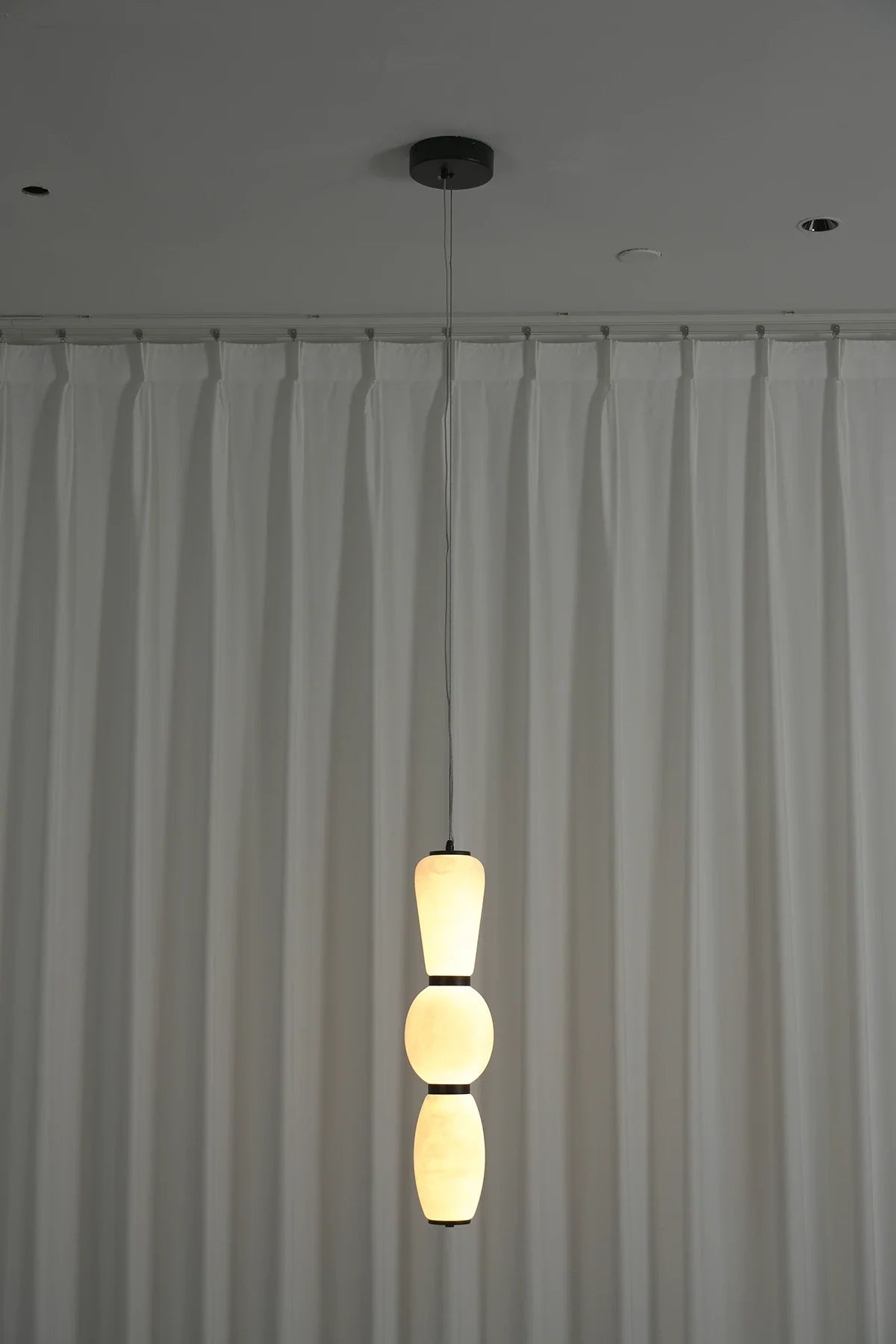 Perrine Stacked Alabaster Pendant Light – Alabaster detail 12
