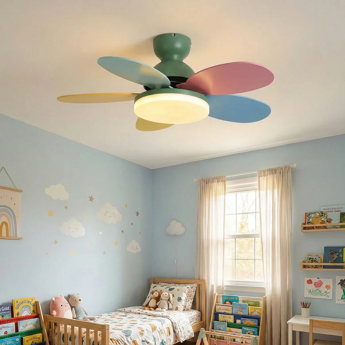 Petal Shaped Petalo Copper Ceiling Fan Light – Copper detail 9