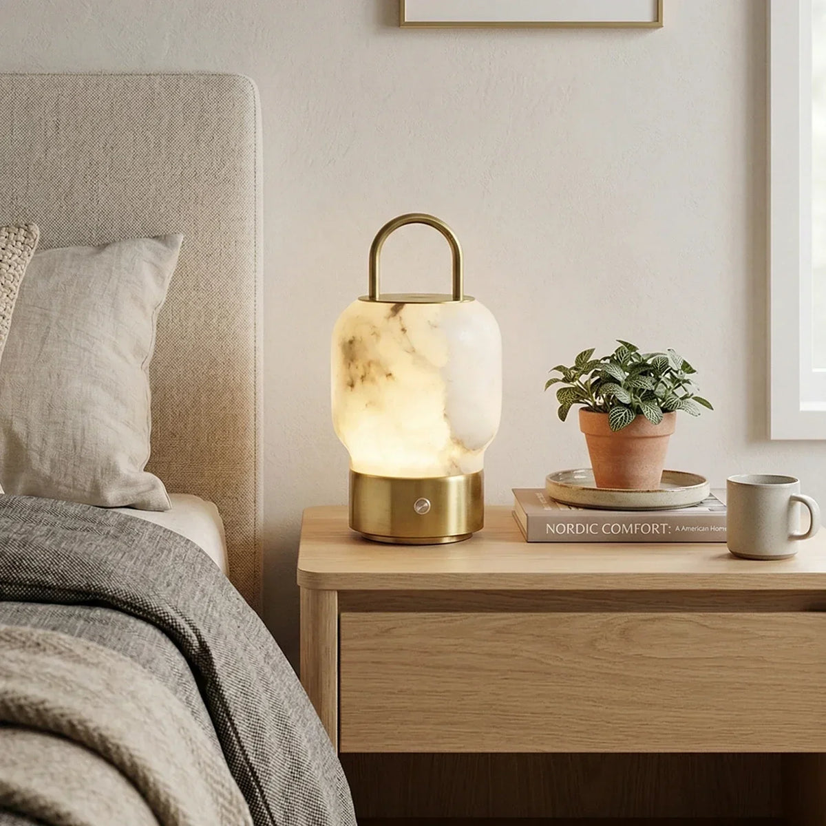 Portable Alabaster Lantern Table Lamp – Alabaster detail 3