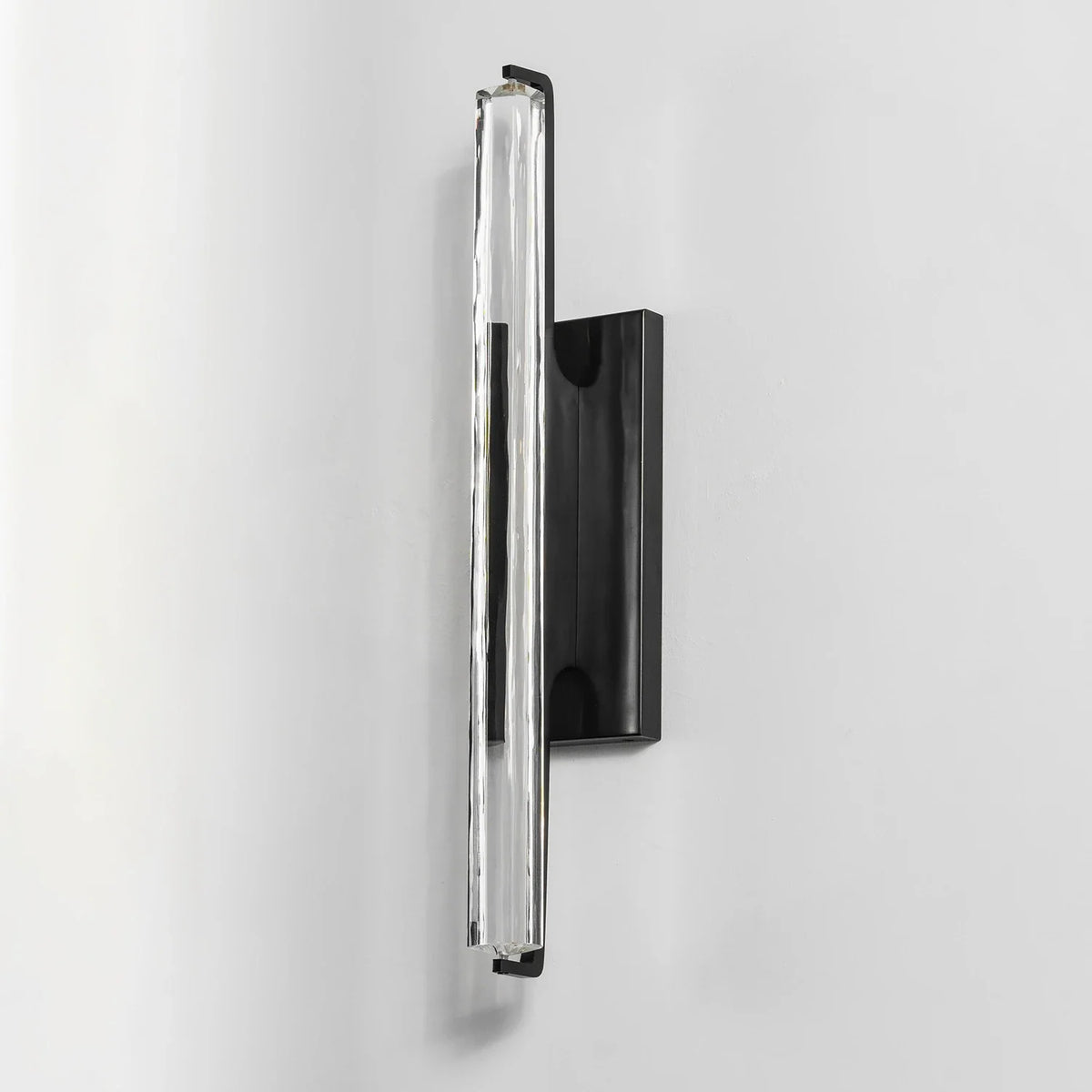 Rainer Faceted Crystal Bar Sconce – Crystal detail 23