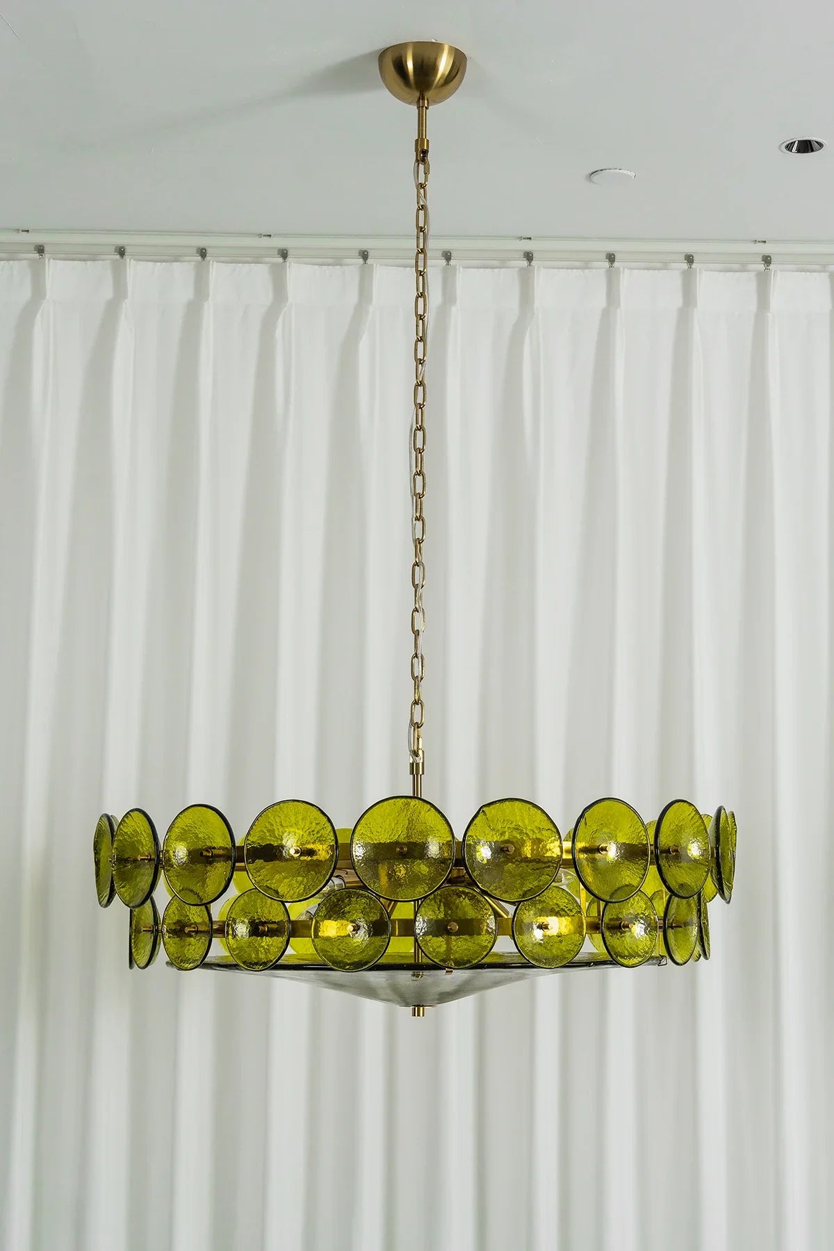 Ivor Discus Glass Ring Chandelier – Glass detail 26