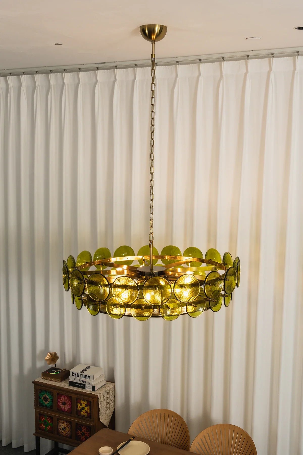 Ivor Discus Glass Ring Chandelier – Glass detail 12