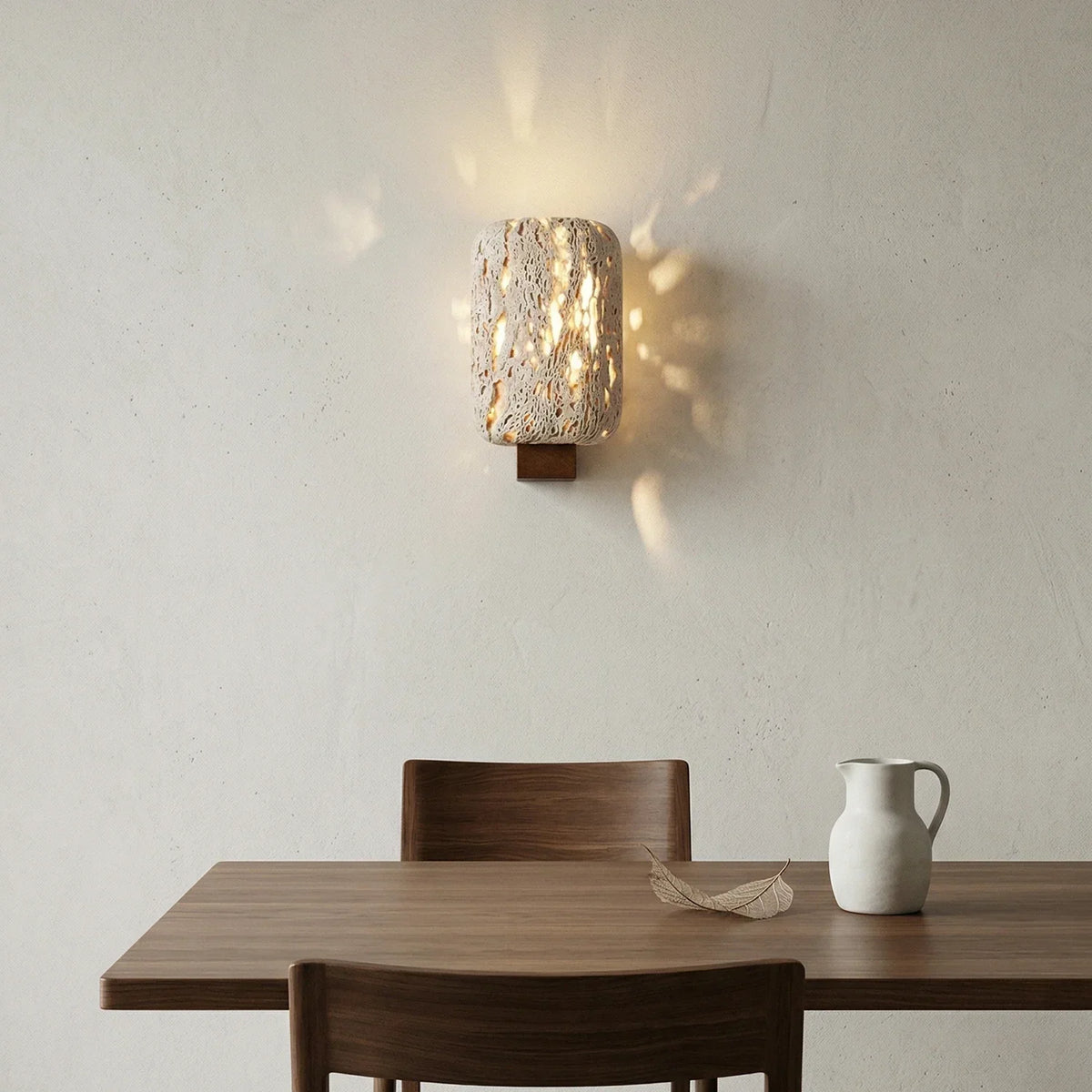 Rectangular Edenstone Travertine Wall Sconce – Travertine detail 8