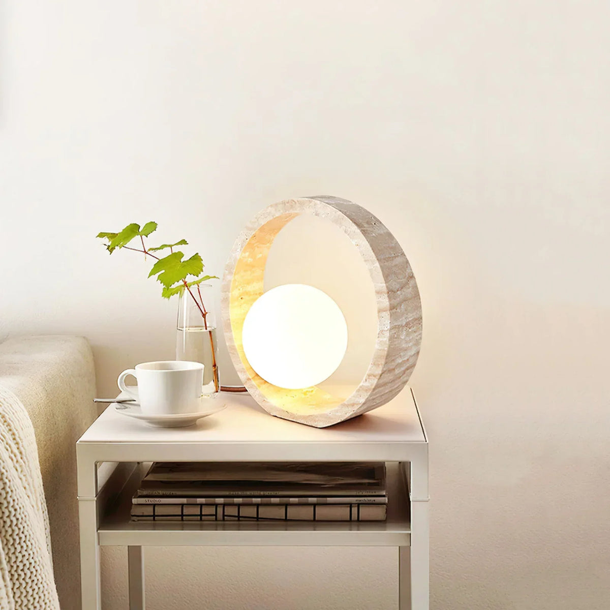 Ring Travertine Q Circle Table Lamp – Travertine detail 3