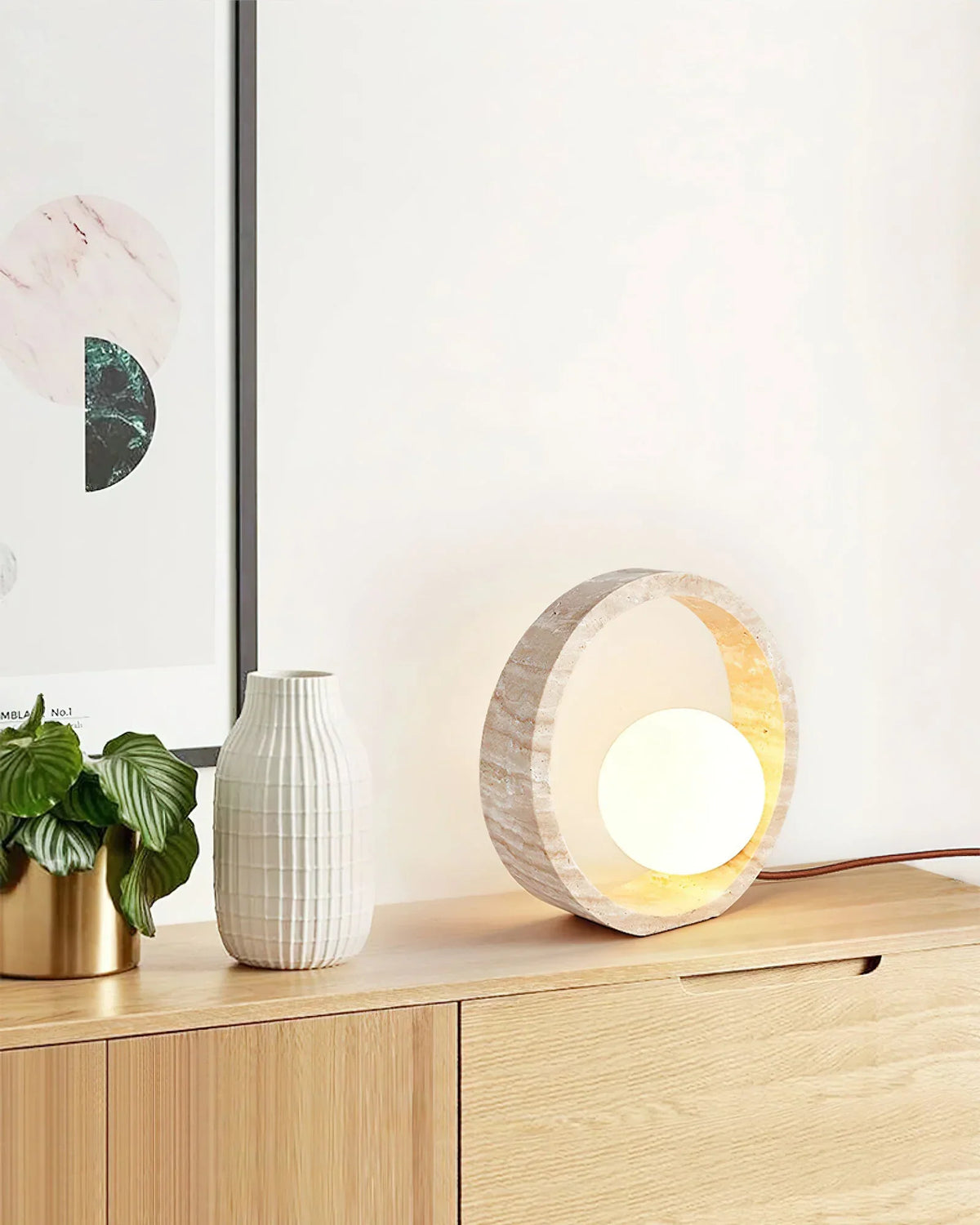 Ring Travertine Q Circle Table Lamp – Travertine detail 5