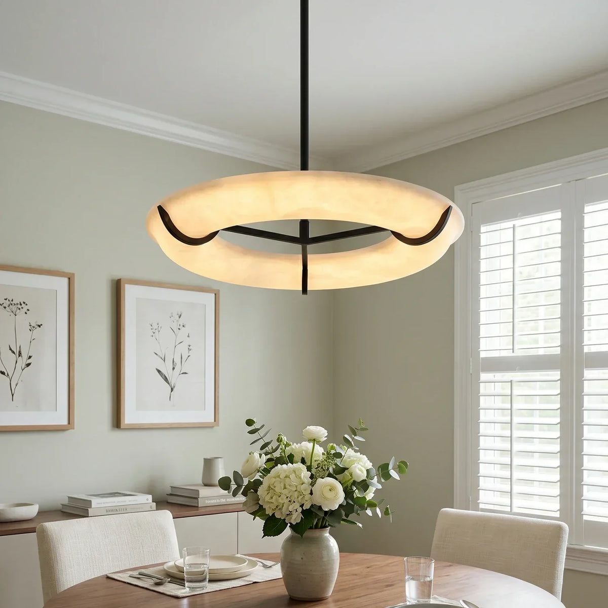 Round Carve Alabaster Pendant Light – Alabaster detail 2
