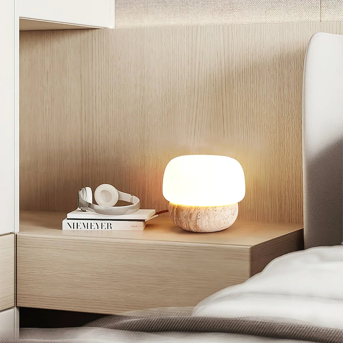 Round Doudou Travertine Table Lamp – Travertine detail 7