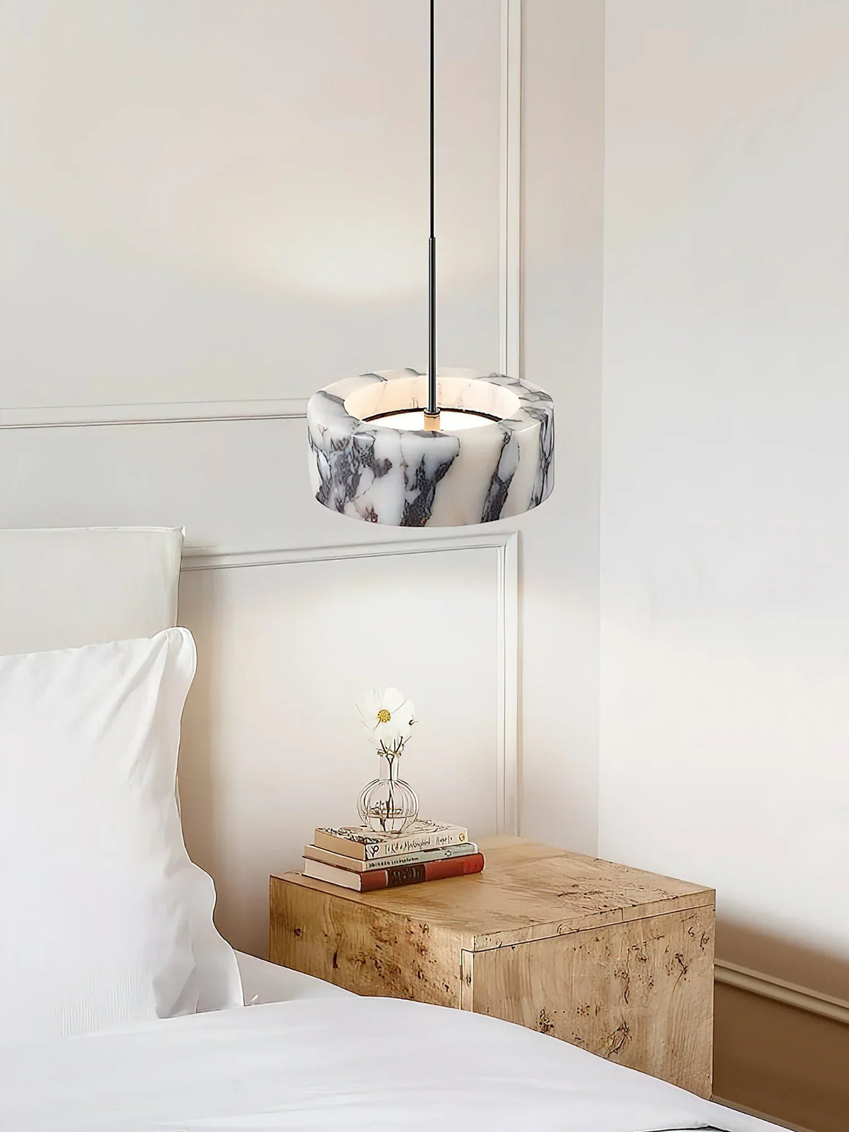 Round Marble Elancourt Pendant Lamp – Marble detail 7