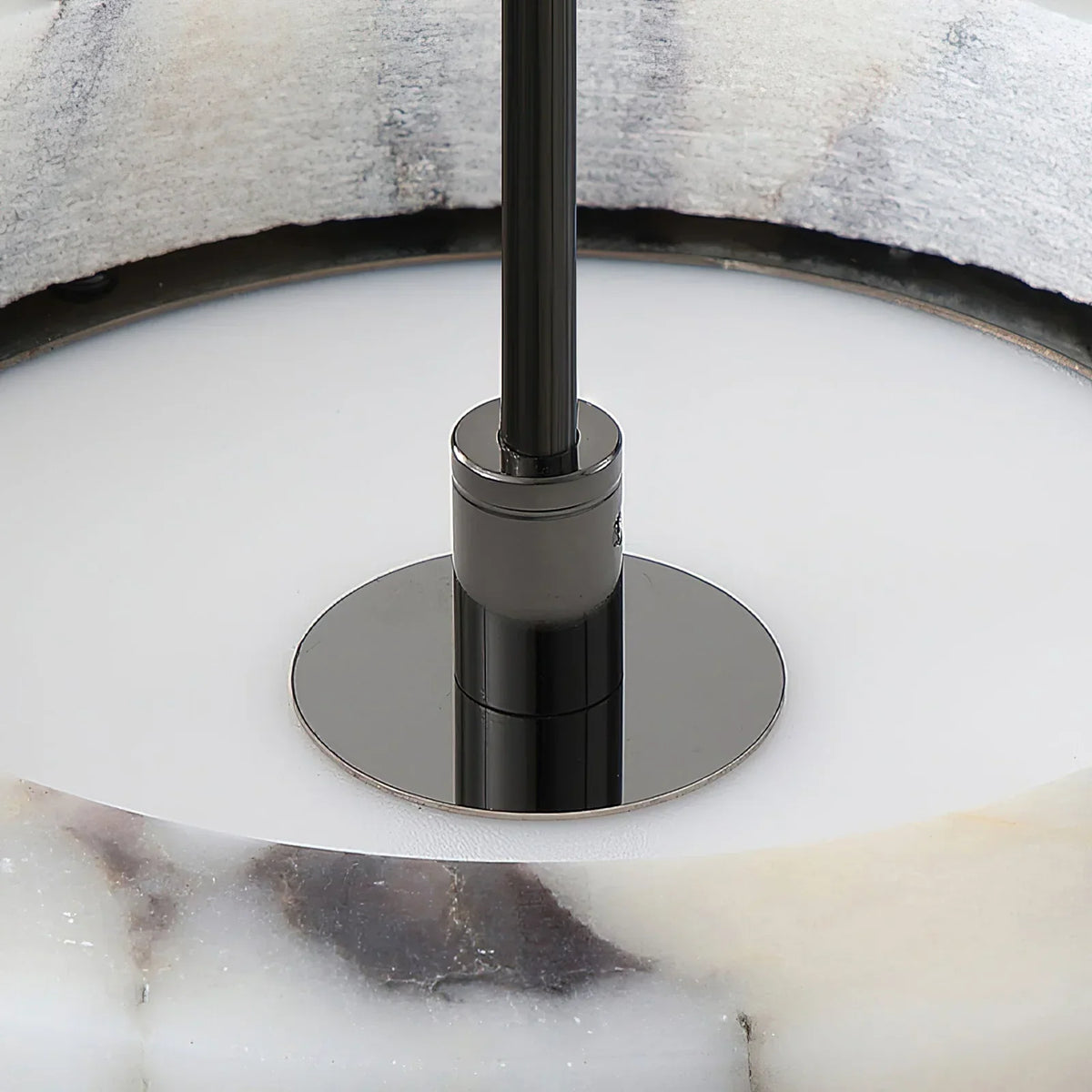 Round Marble Elancourt Pendant Lamp – Marble detail 23