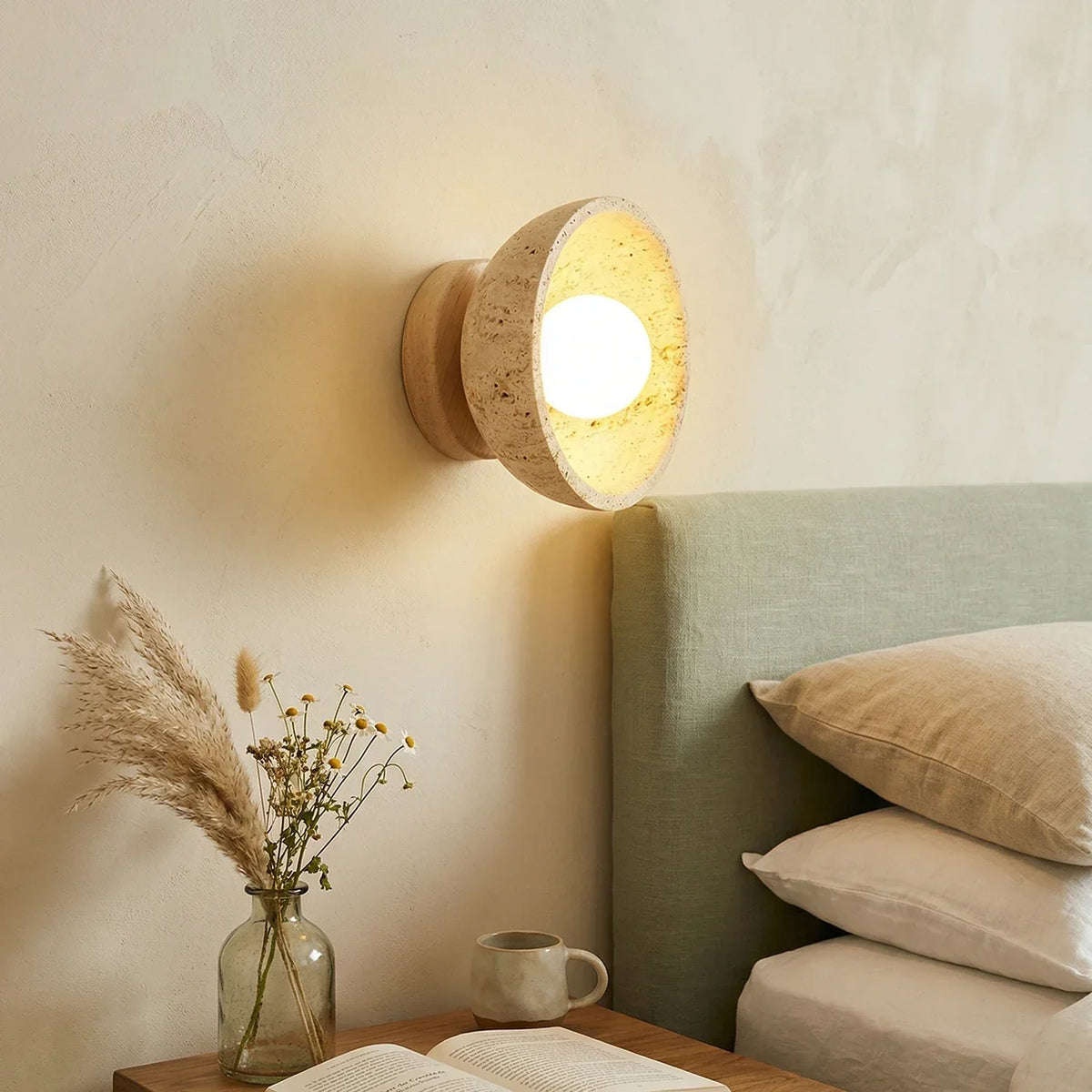 Round Ollina Travertine Wall Lamp – Travertine detail 2