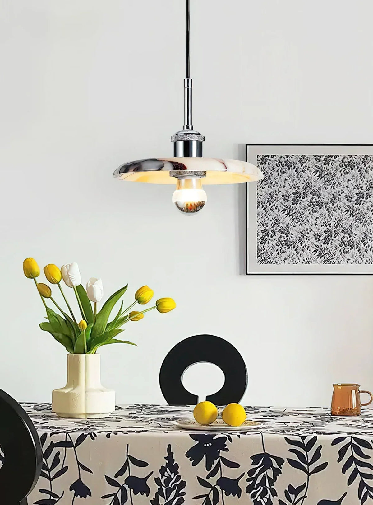 Round Zat Marble Pendant Lamp – Marble detail 5
