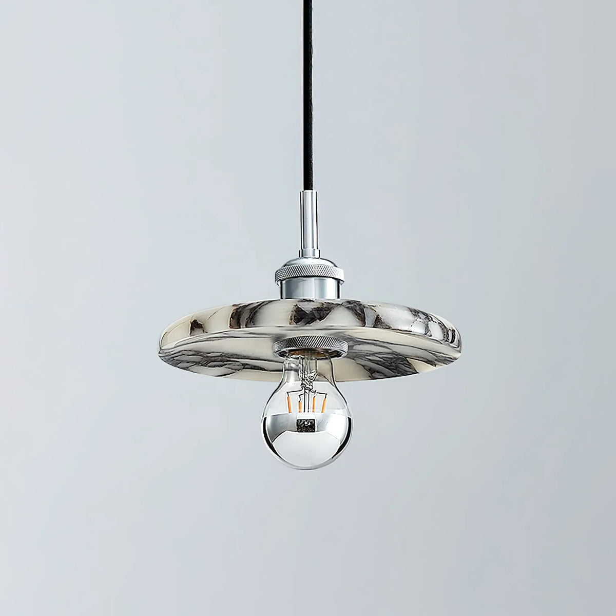 Round Zat Marble Pendant Lamp – Marble detail 8