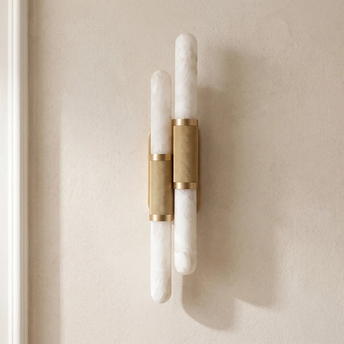 Sartelle Alabaster Wall Sconce – Alabaster detail 15