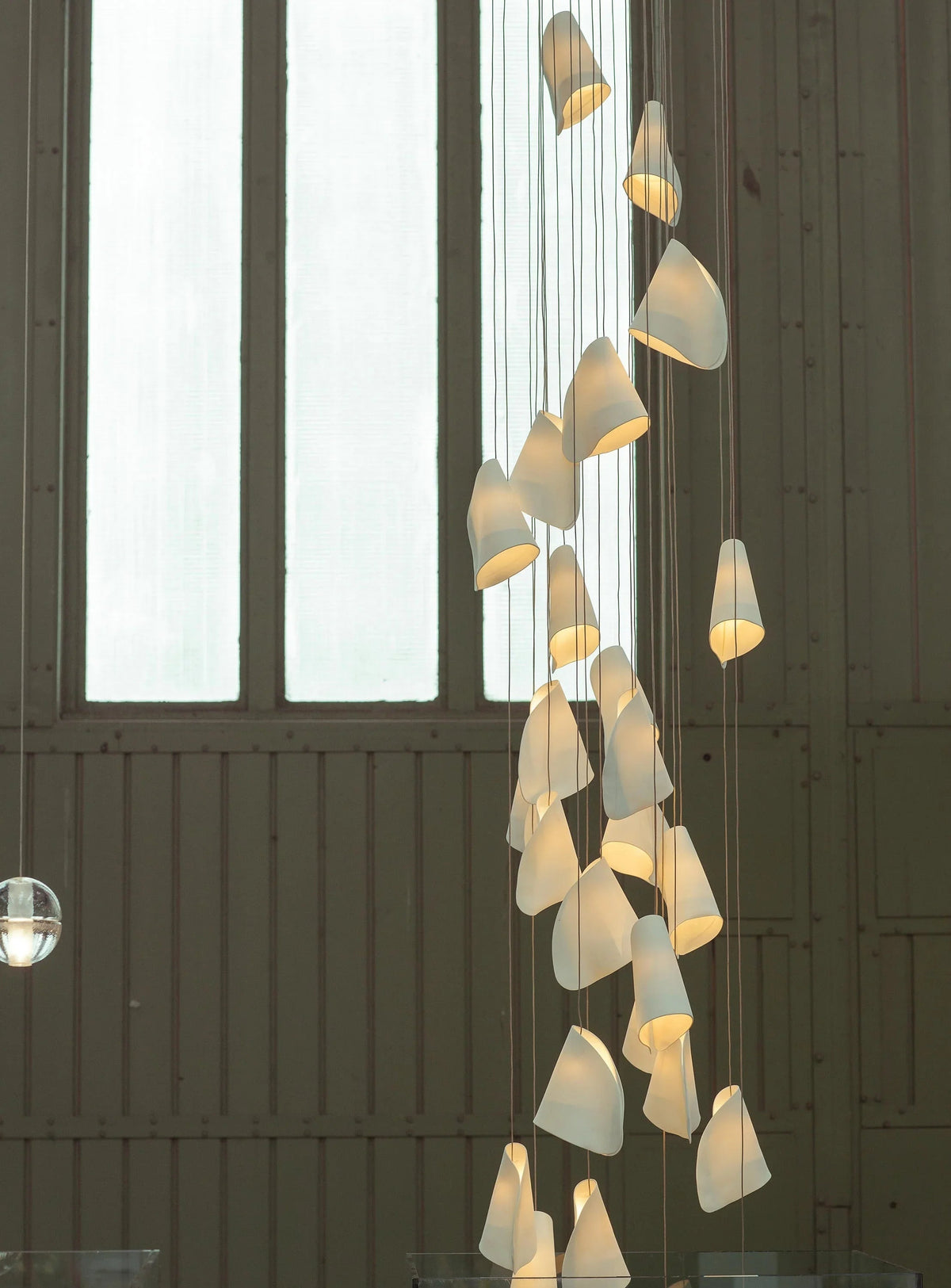 Series 21 Glass Pendant Light Cluster – Glass detail 18
