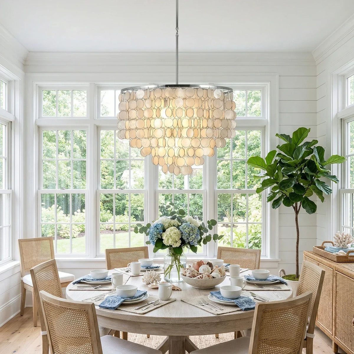Shell Waterfall Oceana Tiered Iron Chandelier – Iron detail 5