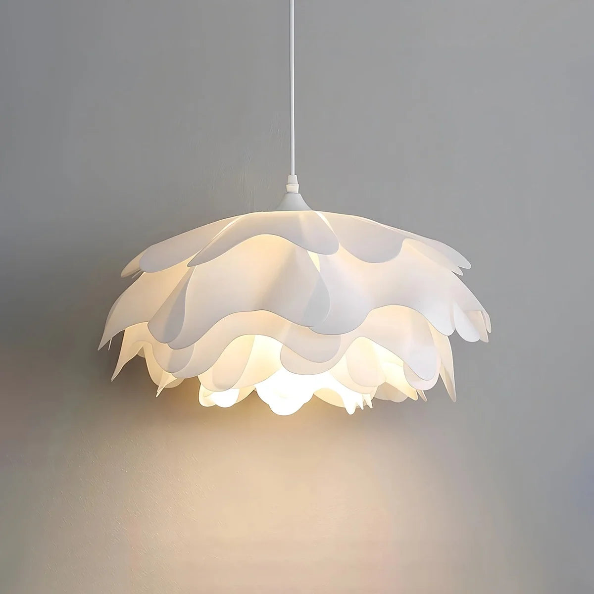 Flower Shaped White Pendant Lamp for Bedroom – detail 3