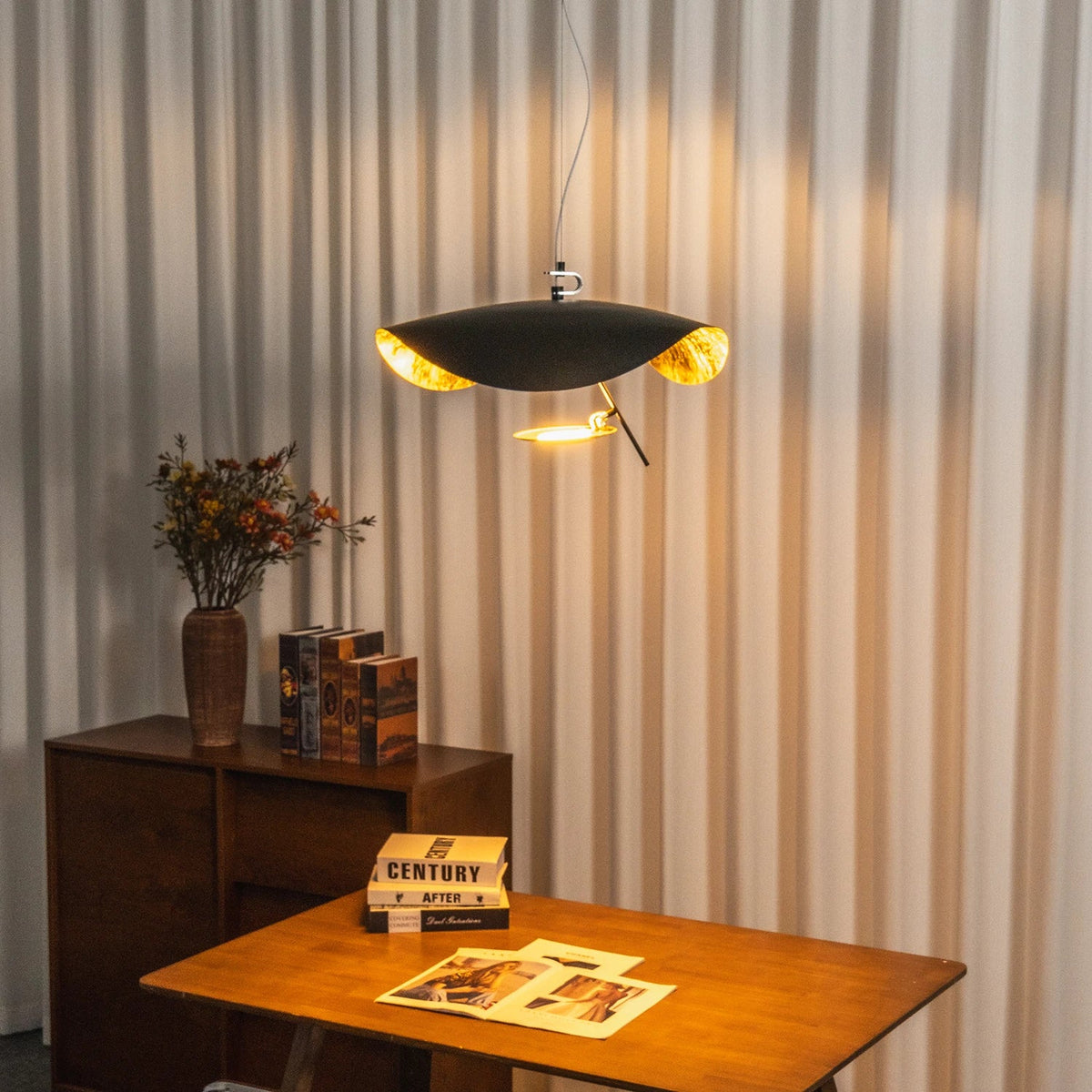 Solenne Gold Leaf Wave Iron Pendant Light – Iron detail 12