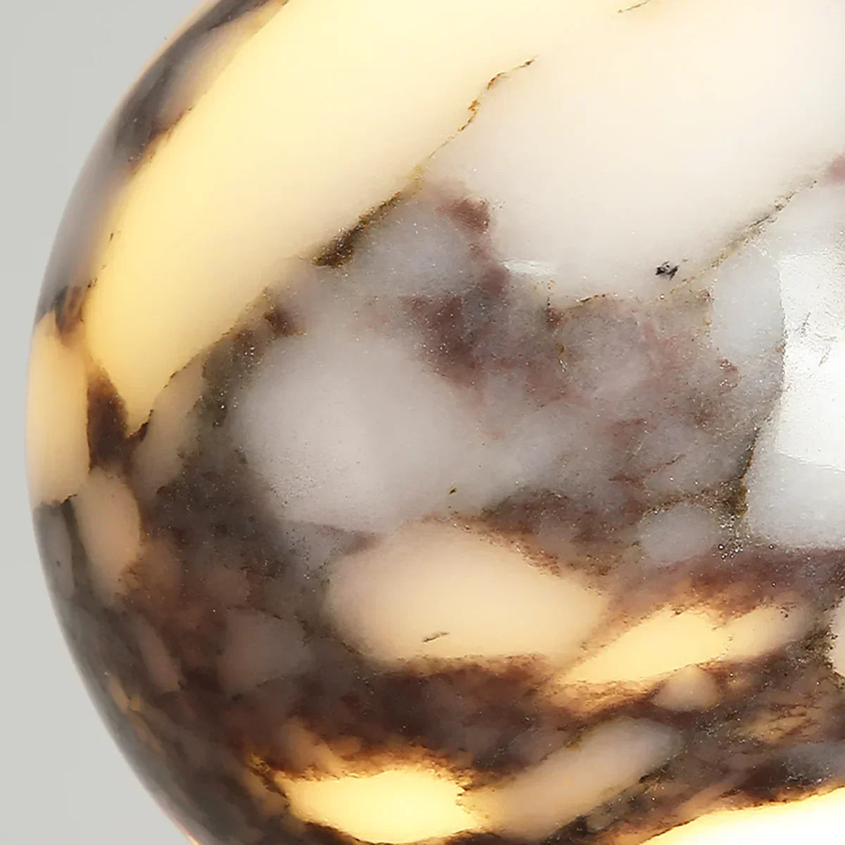 Spherical Marble Pendant Light – Marble detail 7