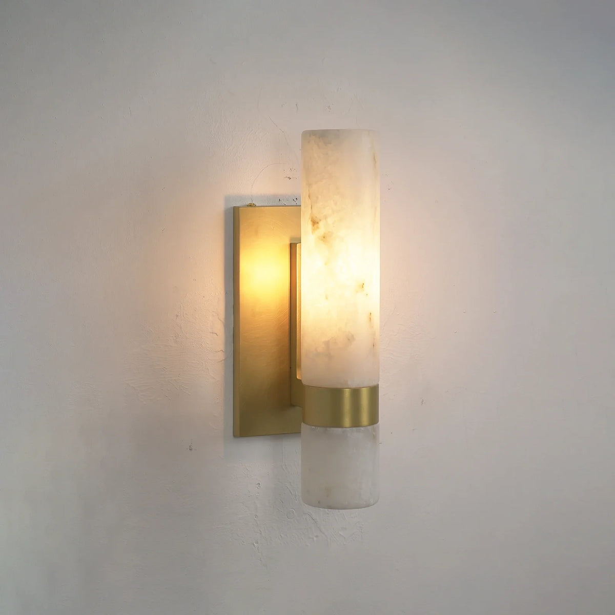 Stela Alabaster Cylinder Wall Sconce – Alabaster detail 13