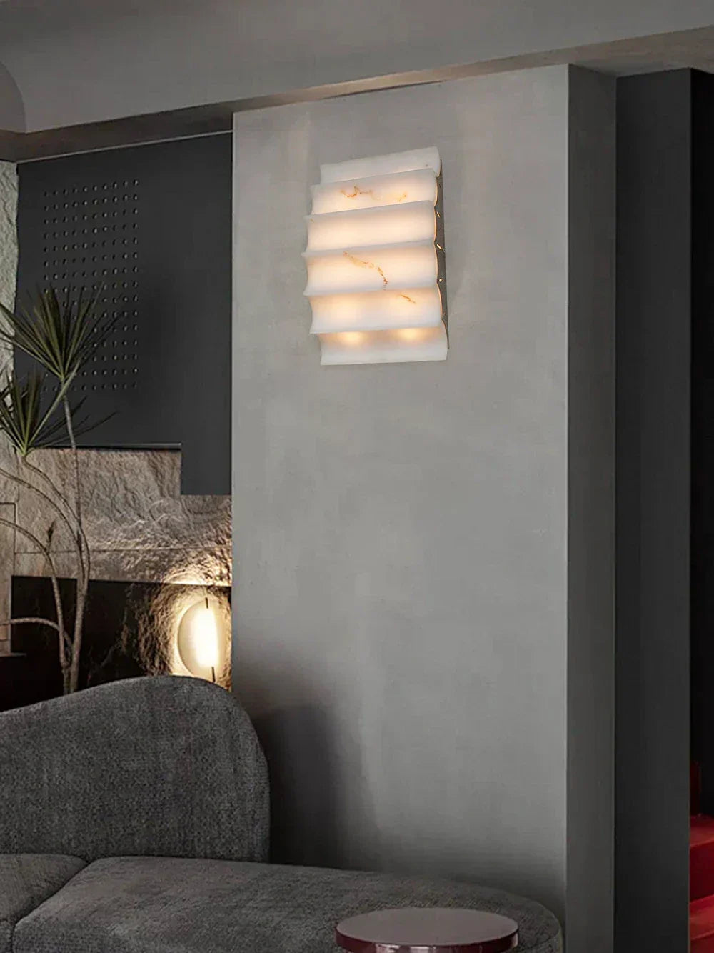 Stepped Arched Alabaster Wall Lamp – Alabaster detail 8