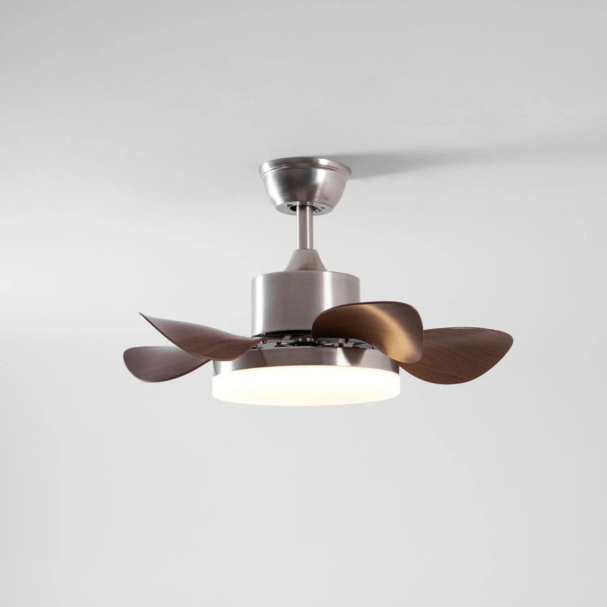 Terra Modern Silent Copper Ceiling Fan Light – Copper detail 14