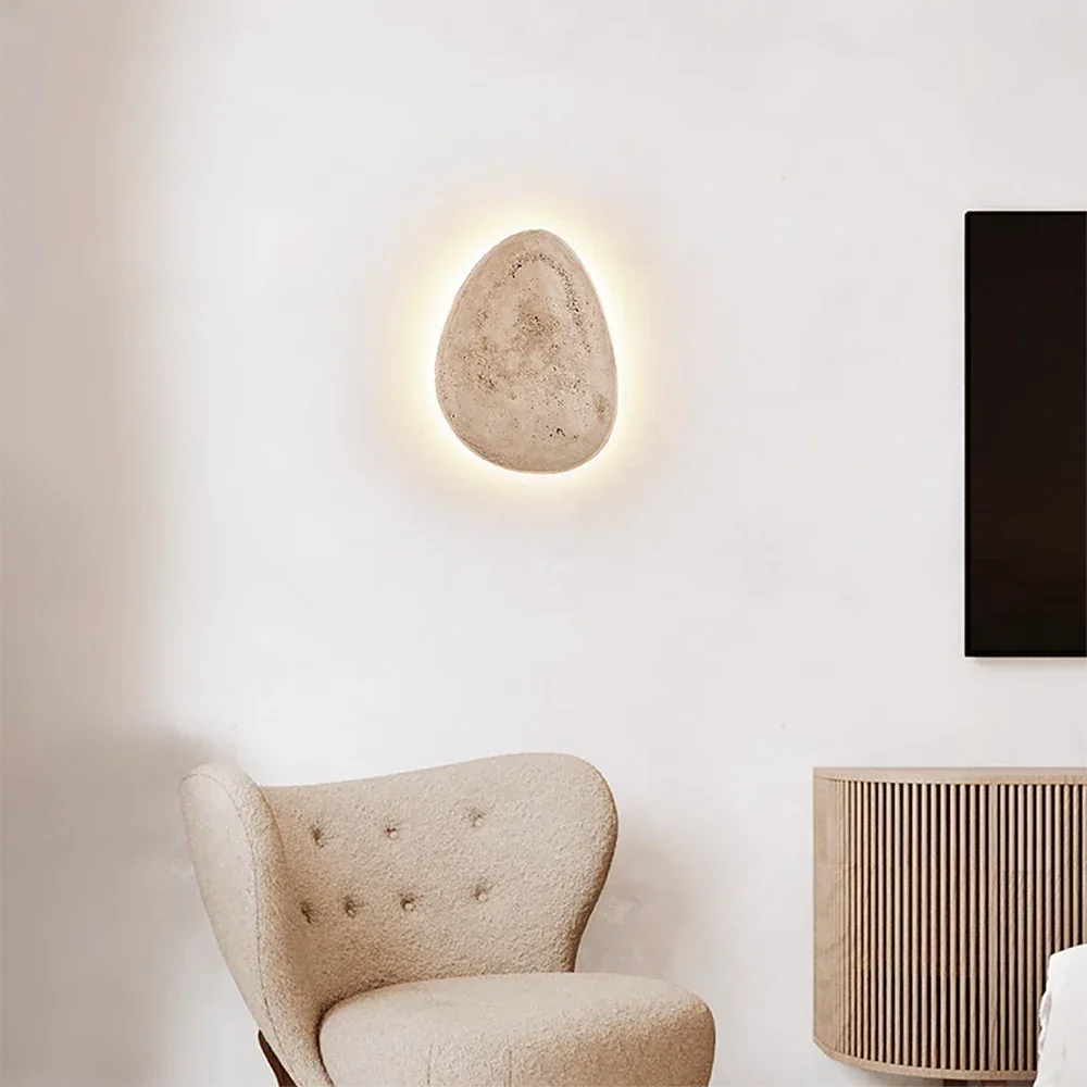 Terra Ovo Pebble-Shaped Travertine Wall Lamp – Travertine detail 9