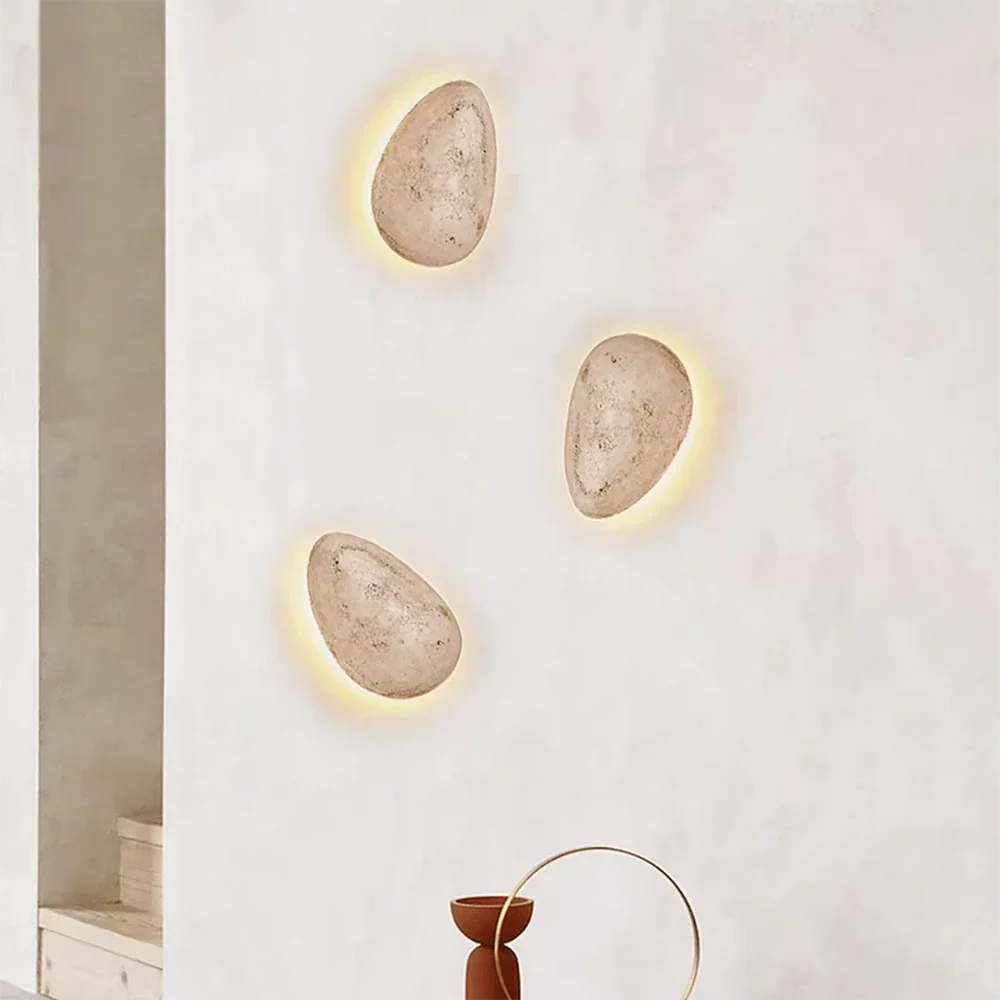 Terra Ovo Pebble-Shaped Travertine Wall Lamp – Travertine detail 11