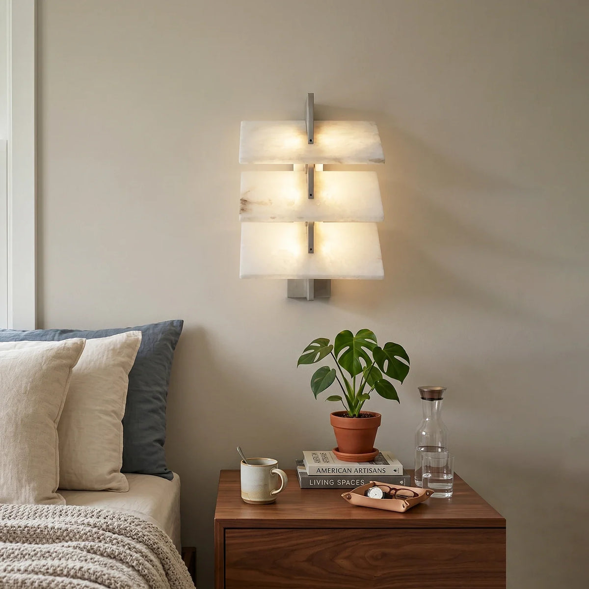Tiered Alabaster Slab Wall Sconce – Alabaster detail 3