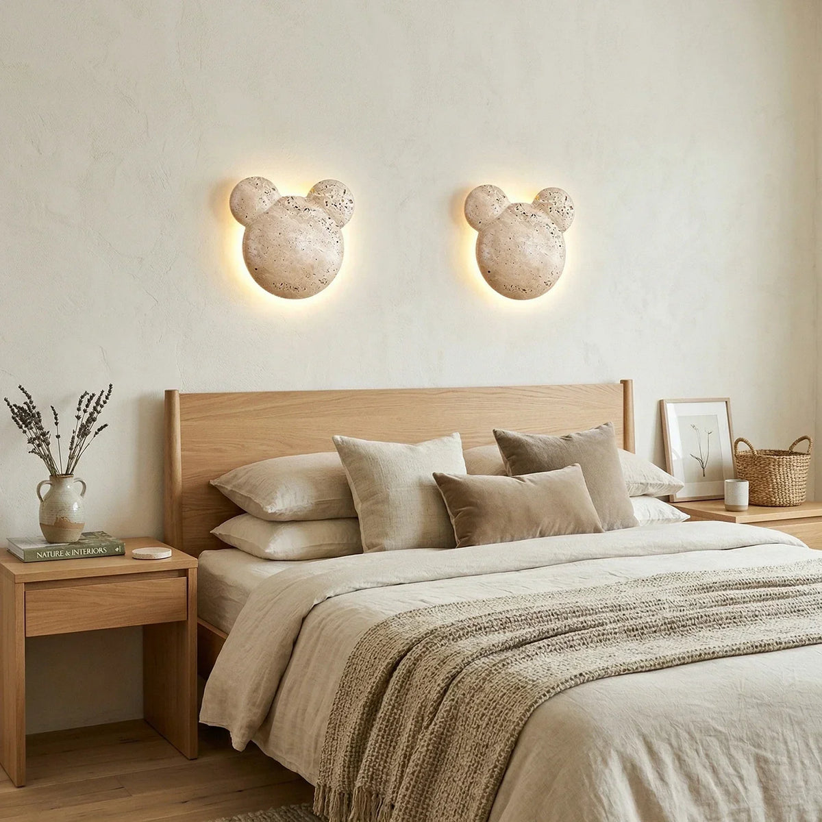 Travertine Bear Art Wall Lamp – Travertine detail 7