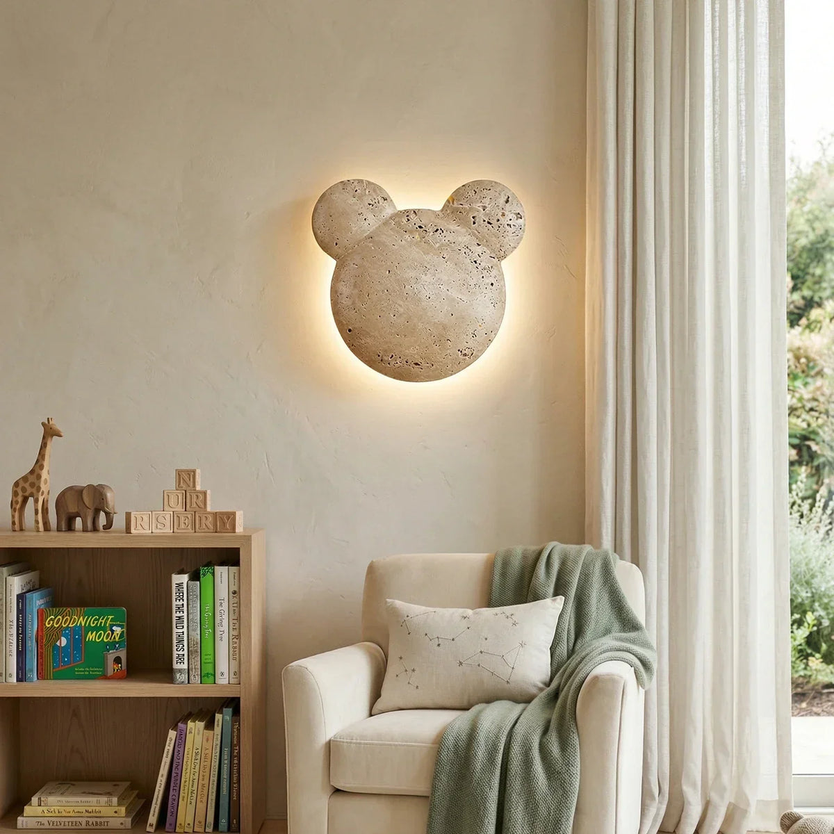 Travertine Bear Art Wall Lamp – Travertine detail 3