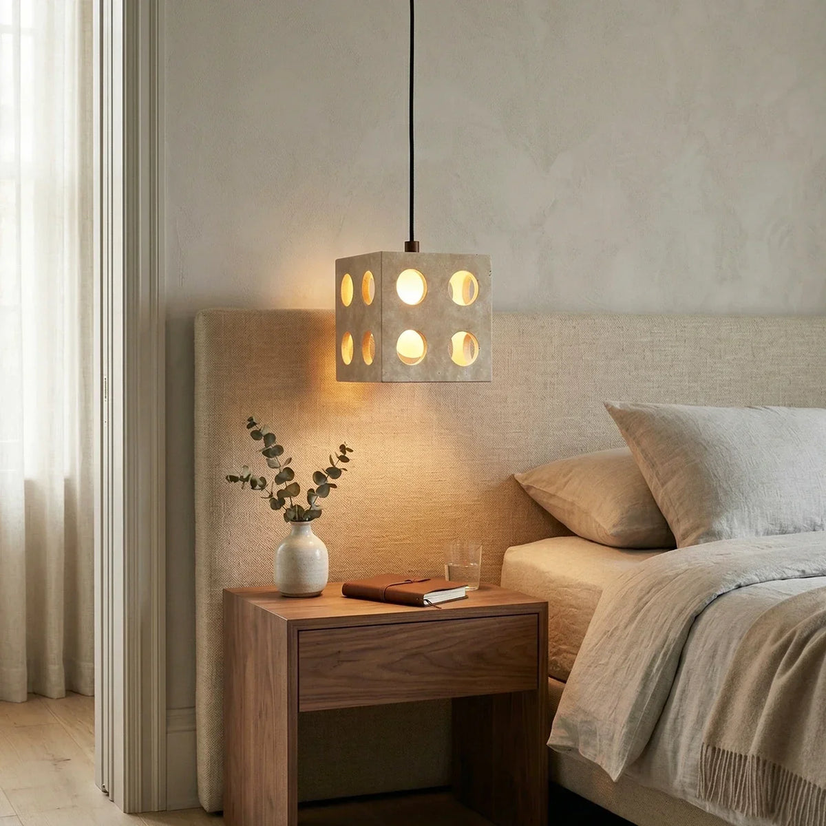 Travertine Cube Pendant Light – Travertine detail 4