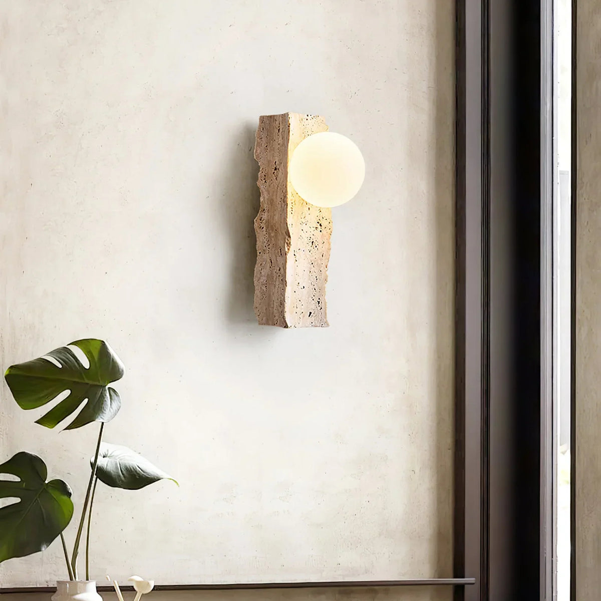 Travertine Daith Irregulate Wall Lamp – Travertine detail 3