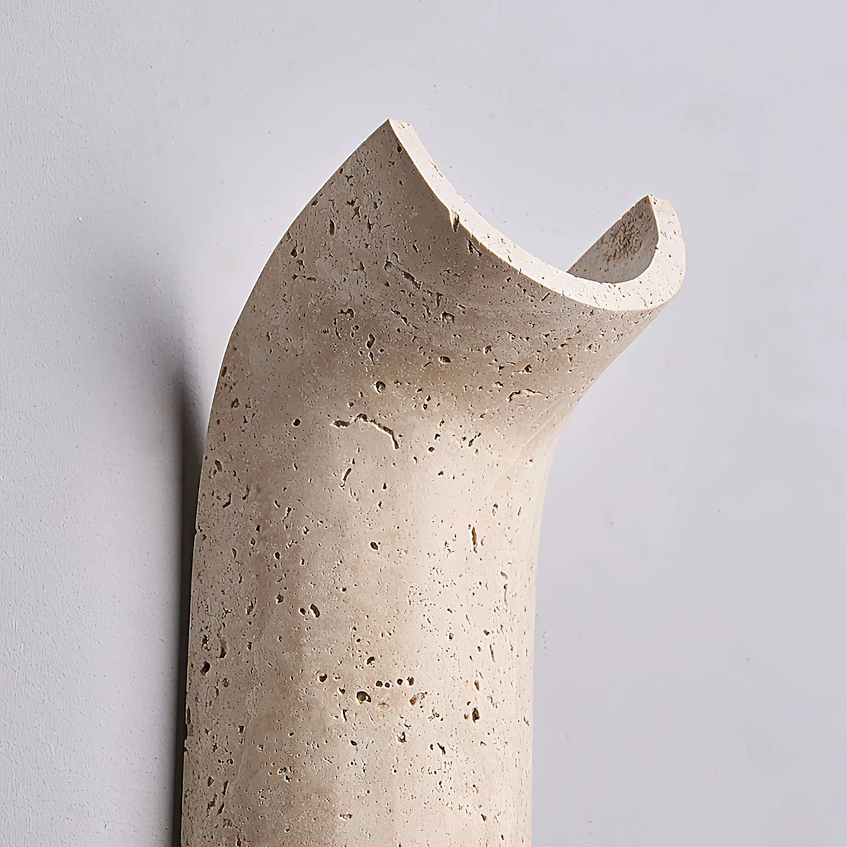 Travertine Hobart Wall Lamp – Travertine detail 11