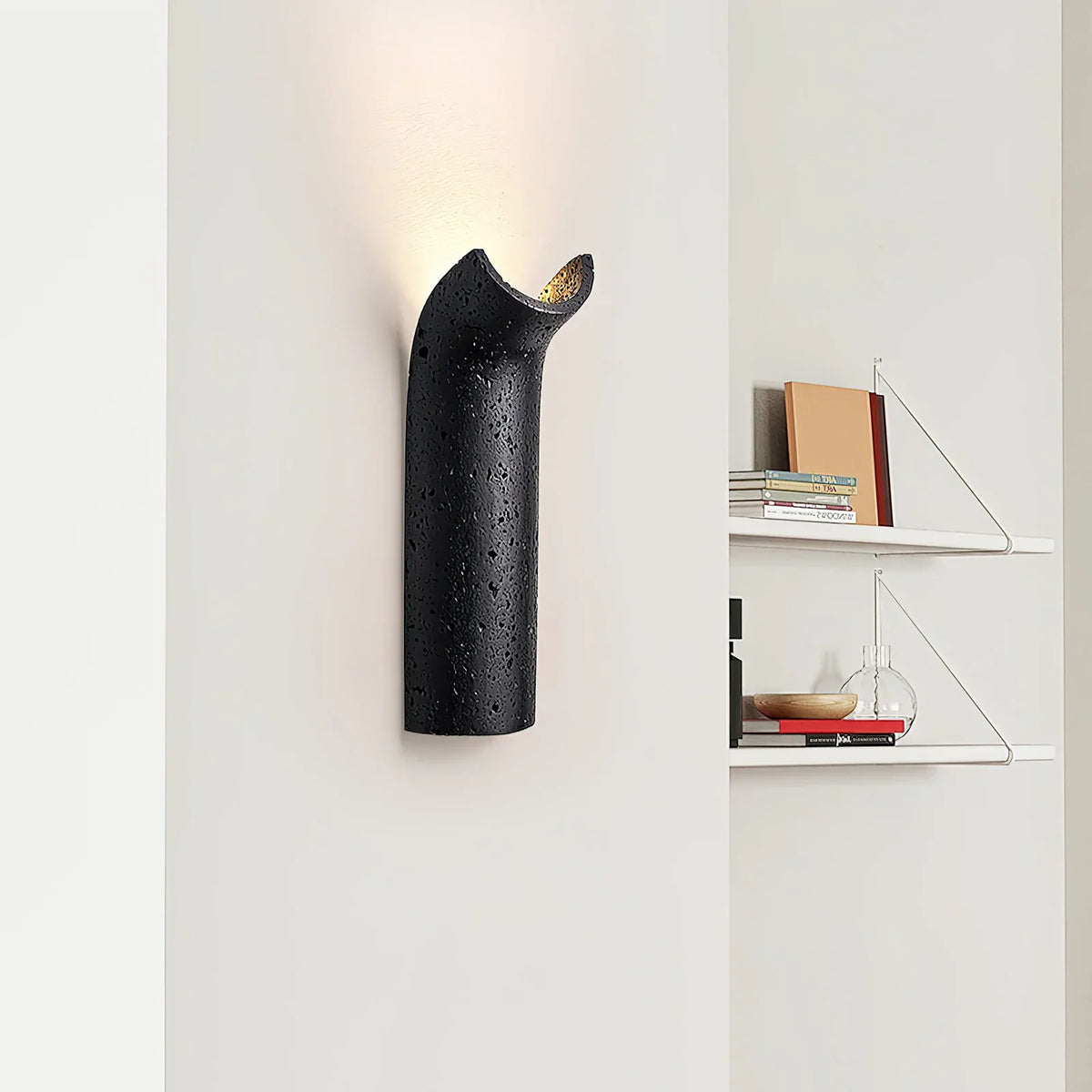Travertine Hobart Wall Lamp – Travertine detail 3
